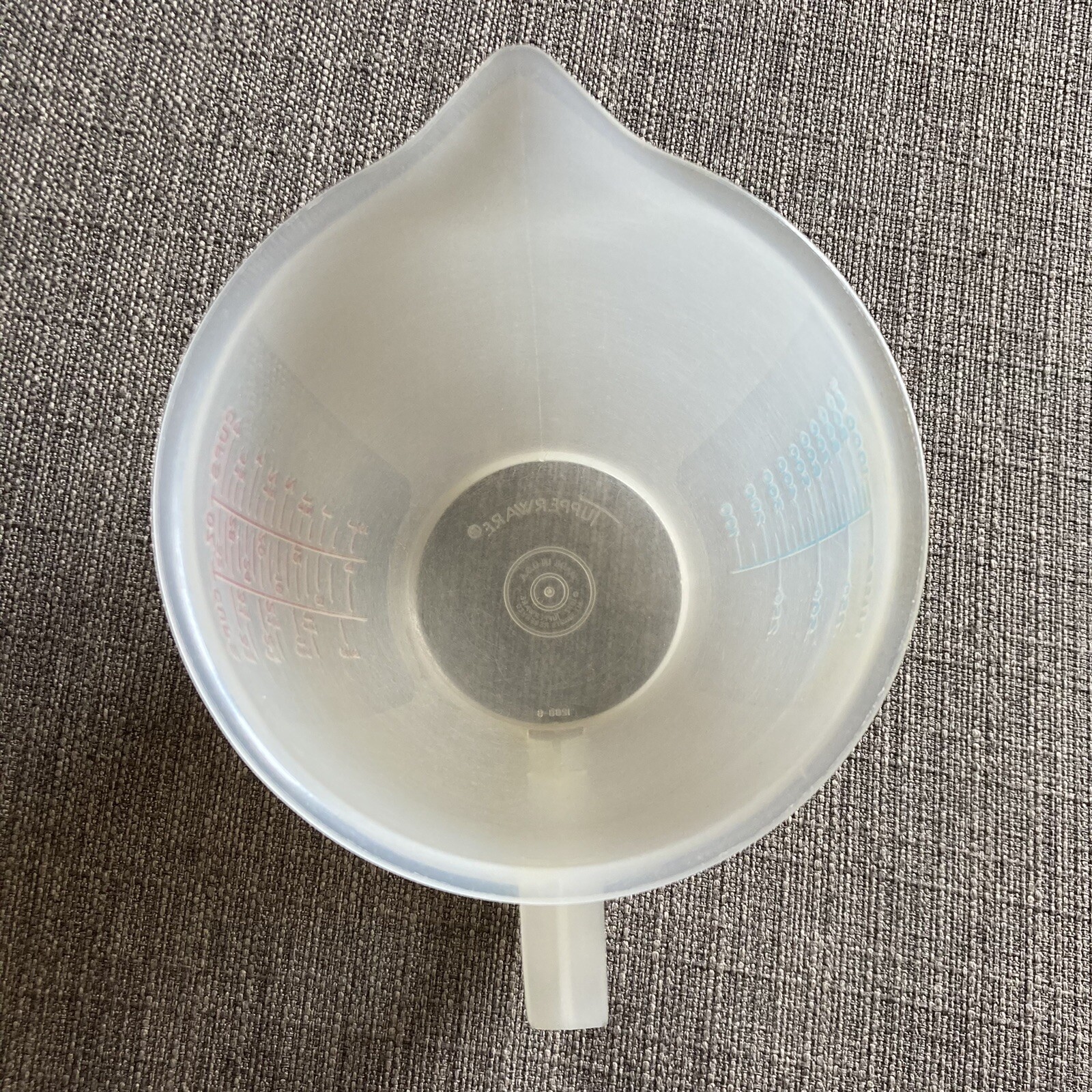 Tupperware #1288-6 Mix N Store 4-Cup Measuring Pitcher w/ 697-14 & 1289-3 Orange