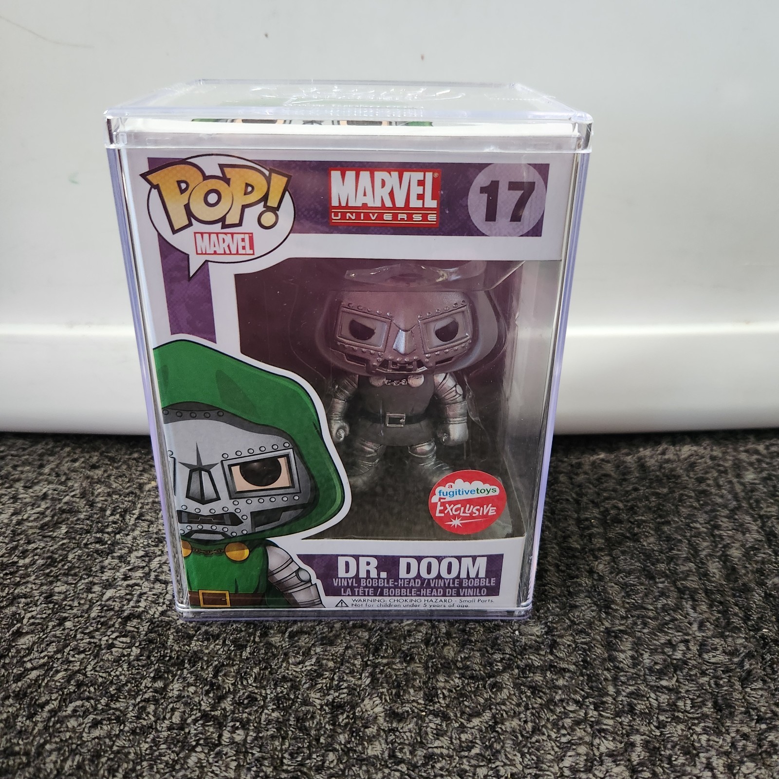 Funko Marvel Universe Pop! Marvel Dr. Doom Vinyl #17 W/ Hard Protector Vaulted