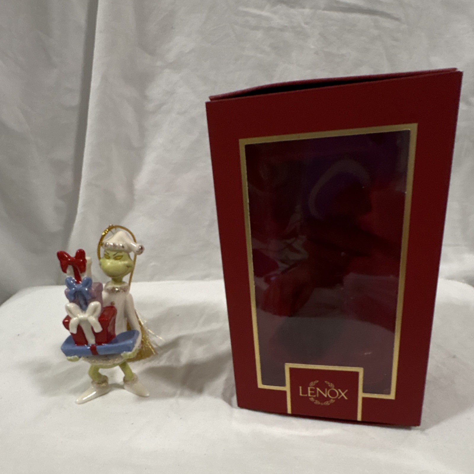 Lenox Dr. Seuss Grinch with Gifts Porcelain Hanging Ornament 4.25in 893725