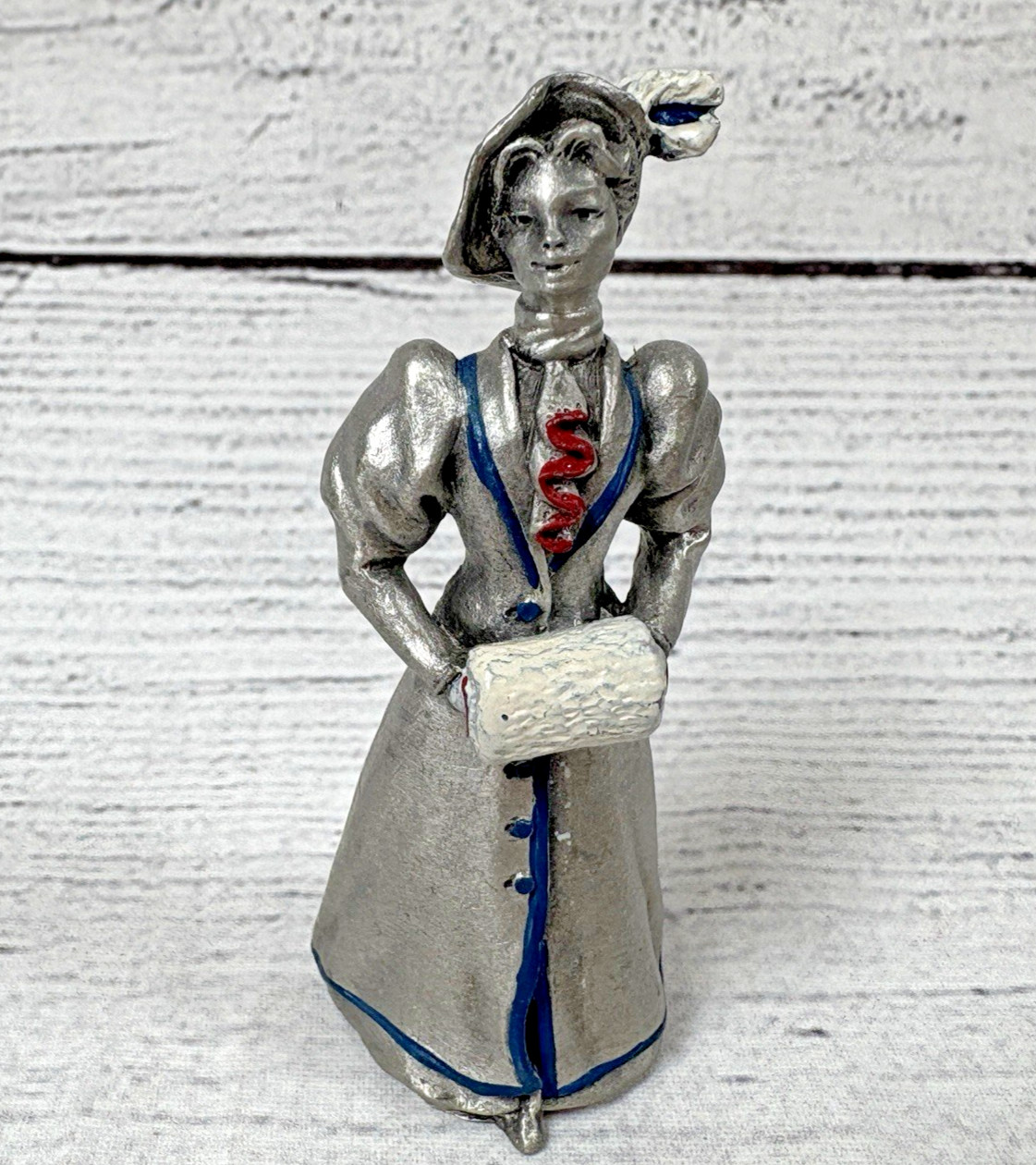 Hudson Pewter Villagers Emily with Hands in Muff Warmer 4209 1987 LaRocca
