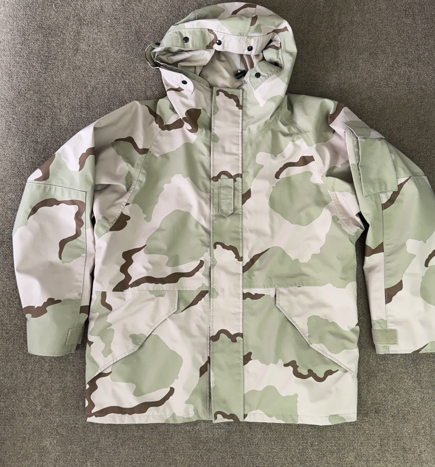 USGI ECWCS Gen I Gore-Tex Parka Jacket Desert Camo Large Regular 3-Color DCU▶️
