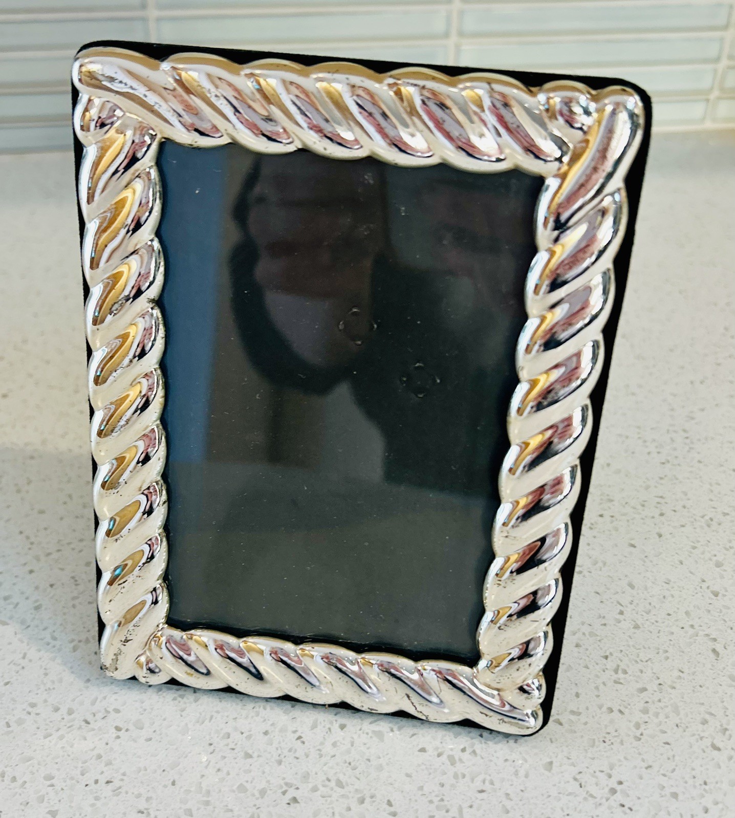 Vintage Silver Swirl Chrome Black Velvet Lined Picture Photo Frame 4.5 X 6 In