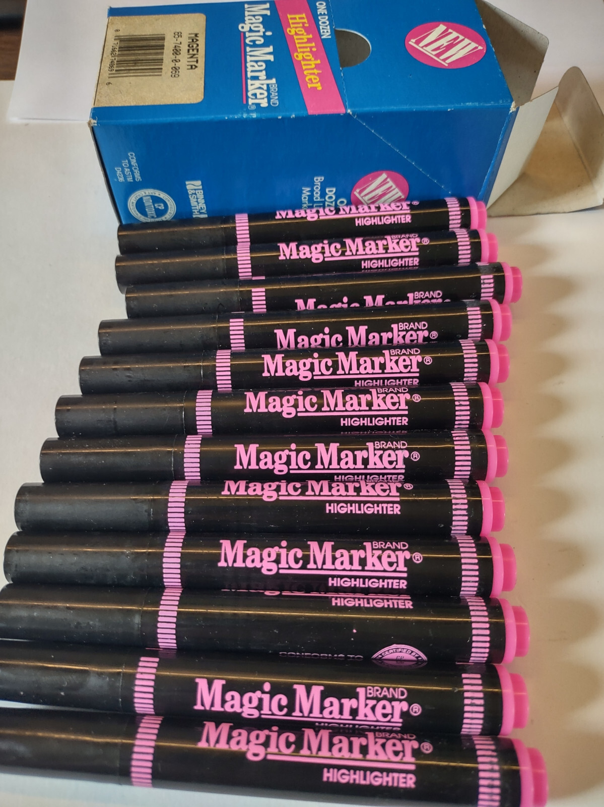 Magic Marker Highlighter Magenta (LOT OF 12)
