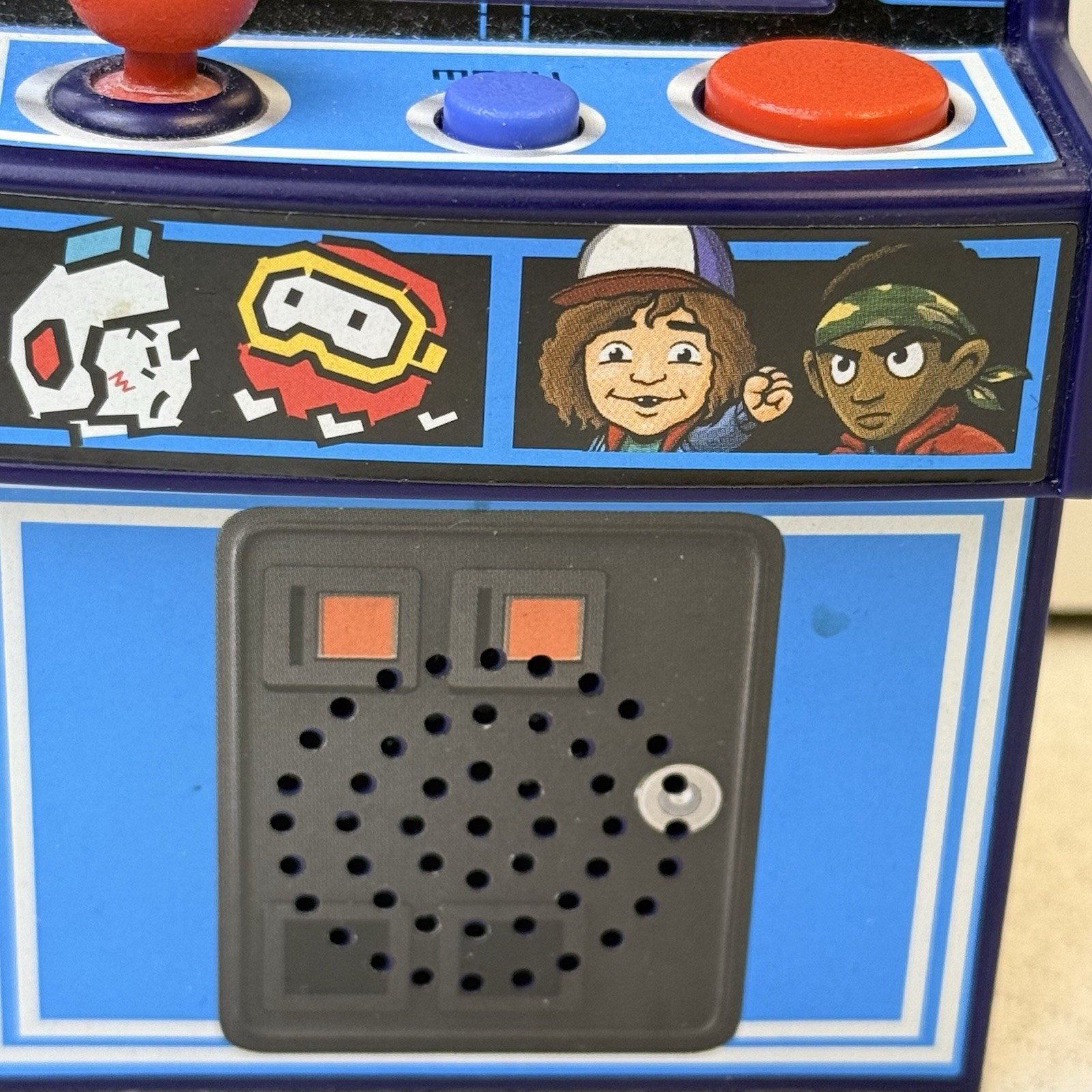 STRANGER THINGS PALACE ARCADE HASBRO MINI GAME Unit 20 Games Tested And Works