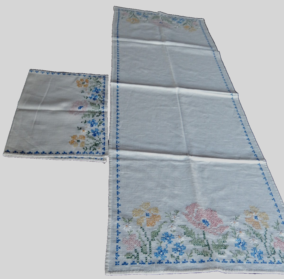 VTG 2 Piece 39.5X14in and 16X11.5 in TABLE RUNNER Cross Stitch Embroidery cotton