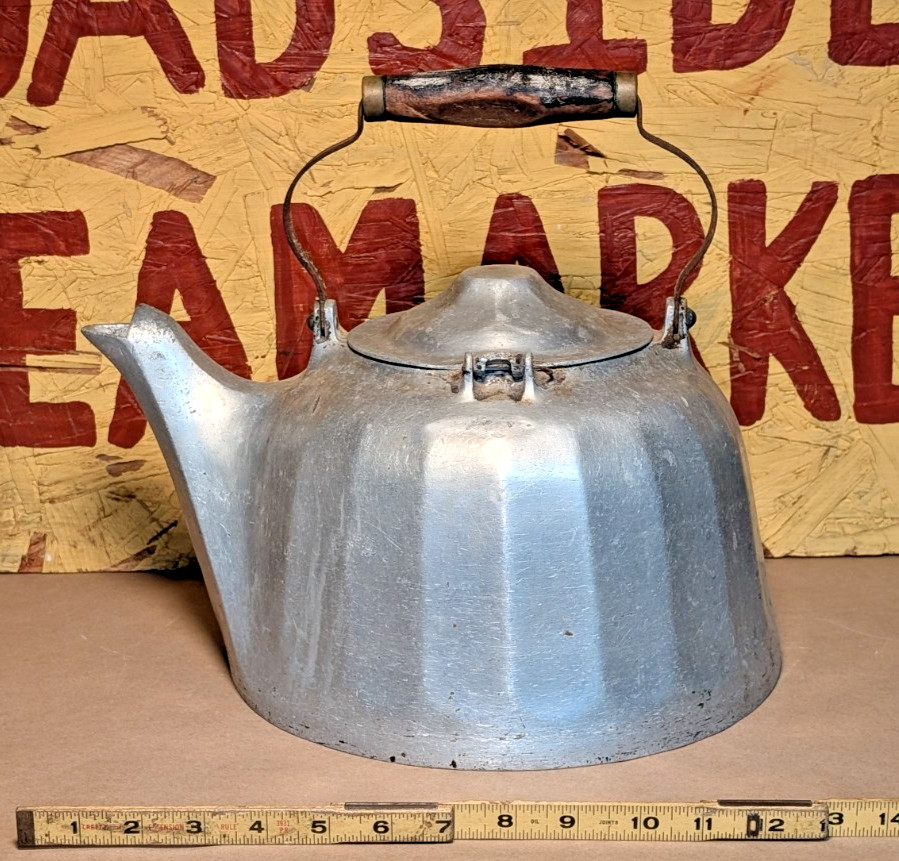Antique Wagner Ware Cast Aluminum Tea Kettle