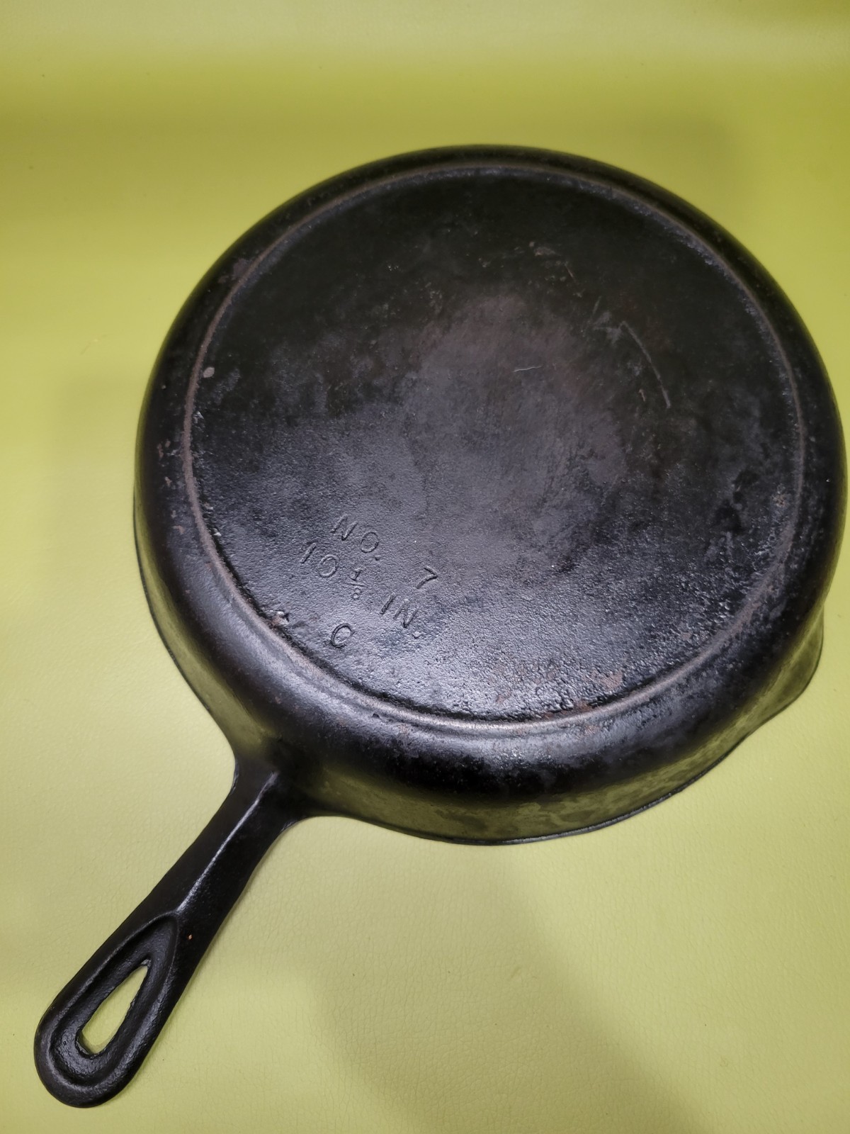 VINTAGE 1960s BIRMINGHAM STOVE & RANGE CENTURY NO. 7 CAST IRON 10 1/8 INCH