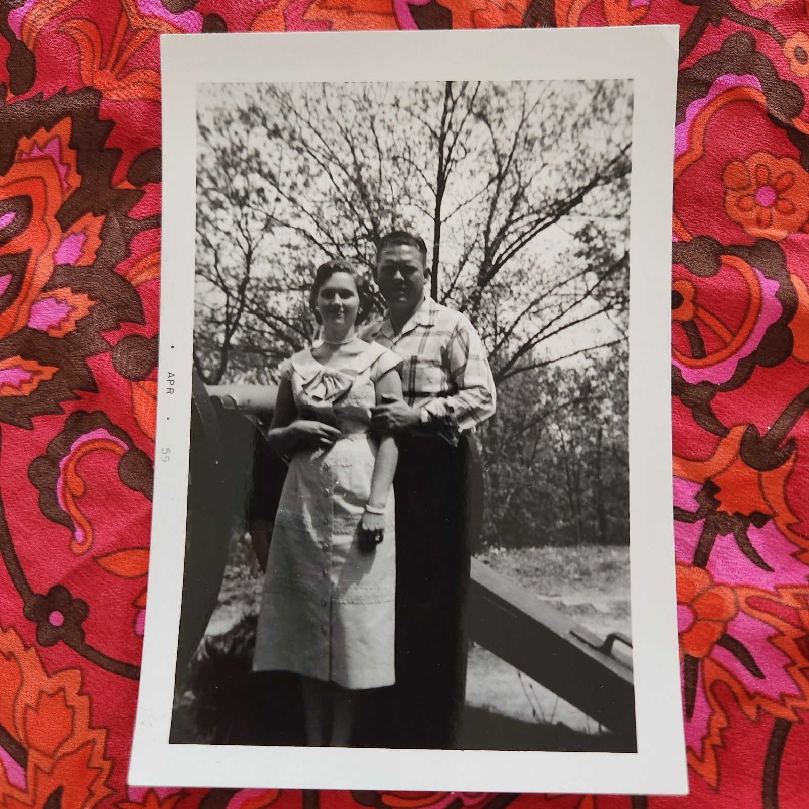 VTG 1950s Black & White Snapshot Photo Couple Romantic Love Husband Wife Dating
