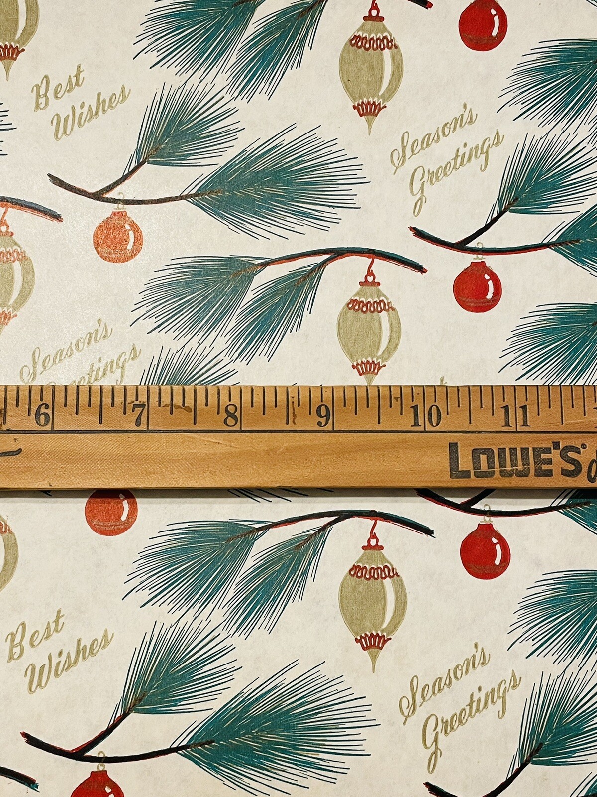VTG SEASONS GREETINGS CHRISTMAS WRAPPING PAPER GIFT PINE BRANCH ORNAMENTS