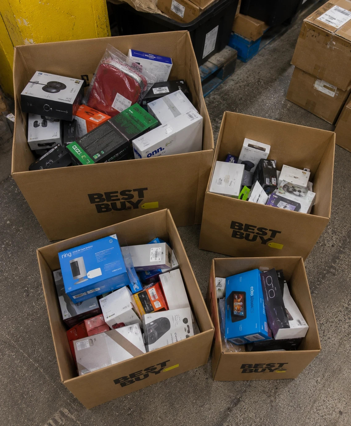 Amazon Deluxe Warehouse Treasure Vault Loaded With Exclusive Discovery Deals