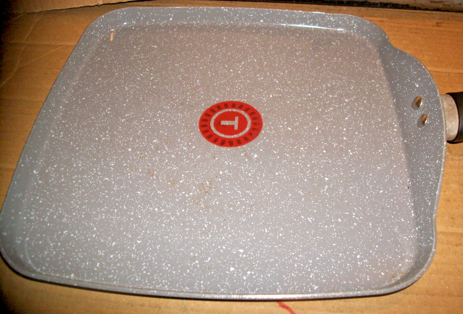 T-Fal 10″ Inch Square Aluminum Griddle/Fry Pan Non-Stick