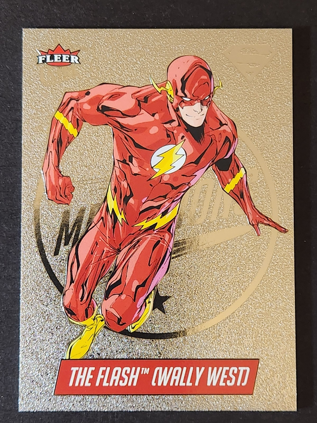 FLASH WALLY WEST M-13 2026 Fleer Ultra DC Superman MEDALLIONS