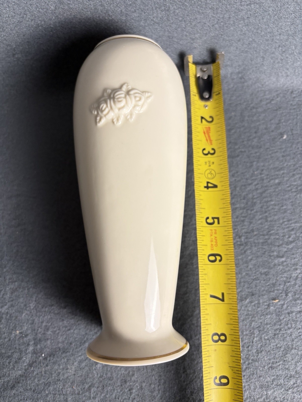 Vintage 80’s-90’s Lenox Embossed Rose Bud Vase W/ Gold Trim 6” Cream Color