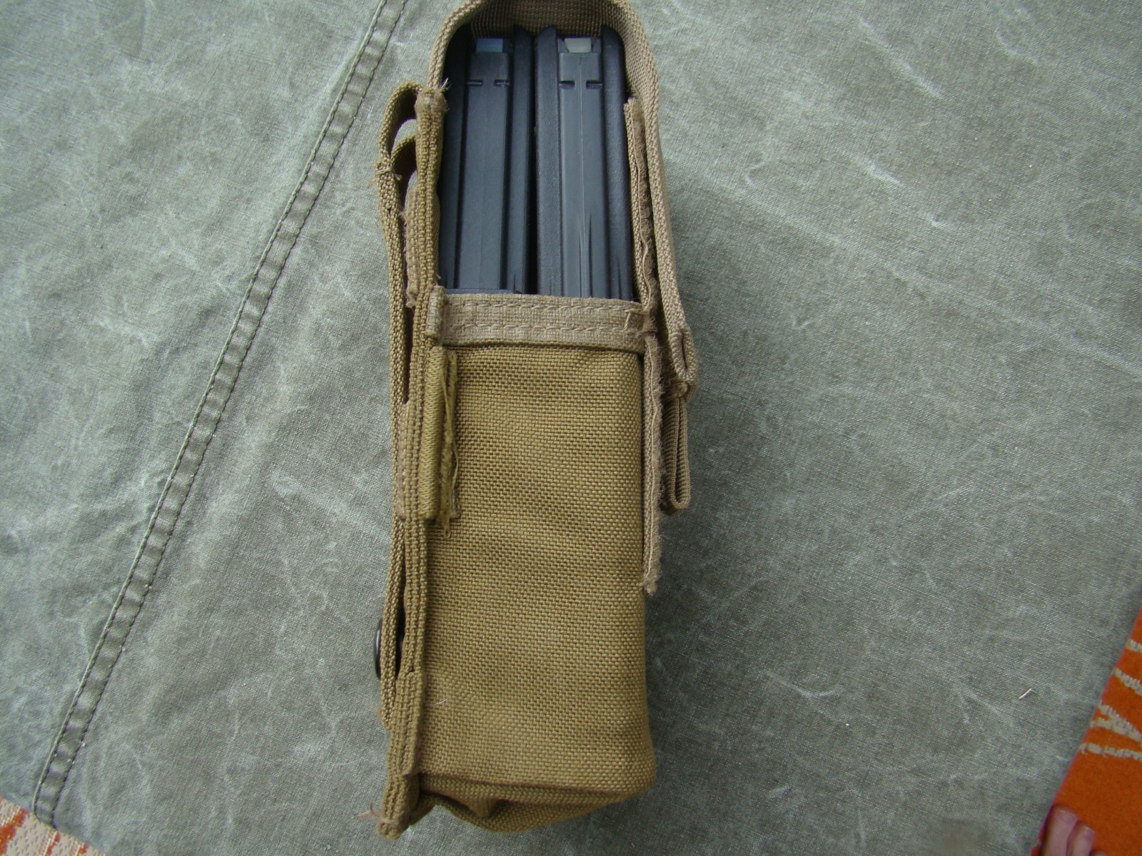 USMC Coyote MOLLE II Single/Double Mag Pouch VG w/ removed elastic straps