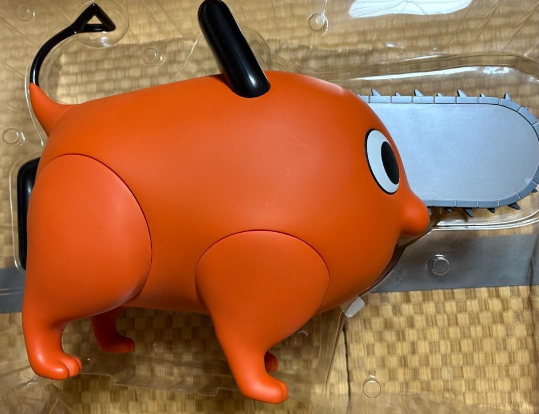 MAPPA Chainsaw Man Pochita 1/1 Scale Sofubi Figure