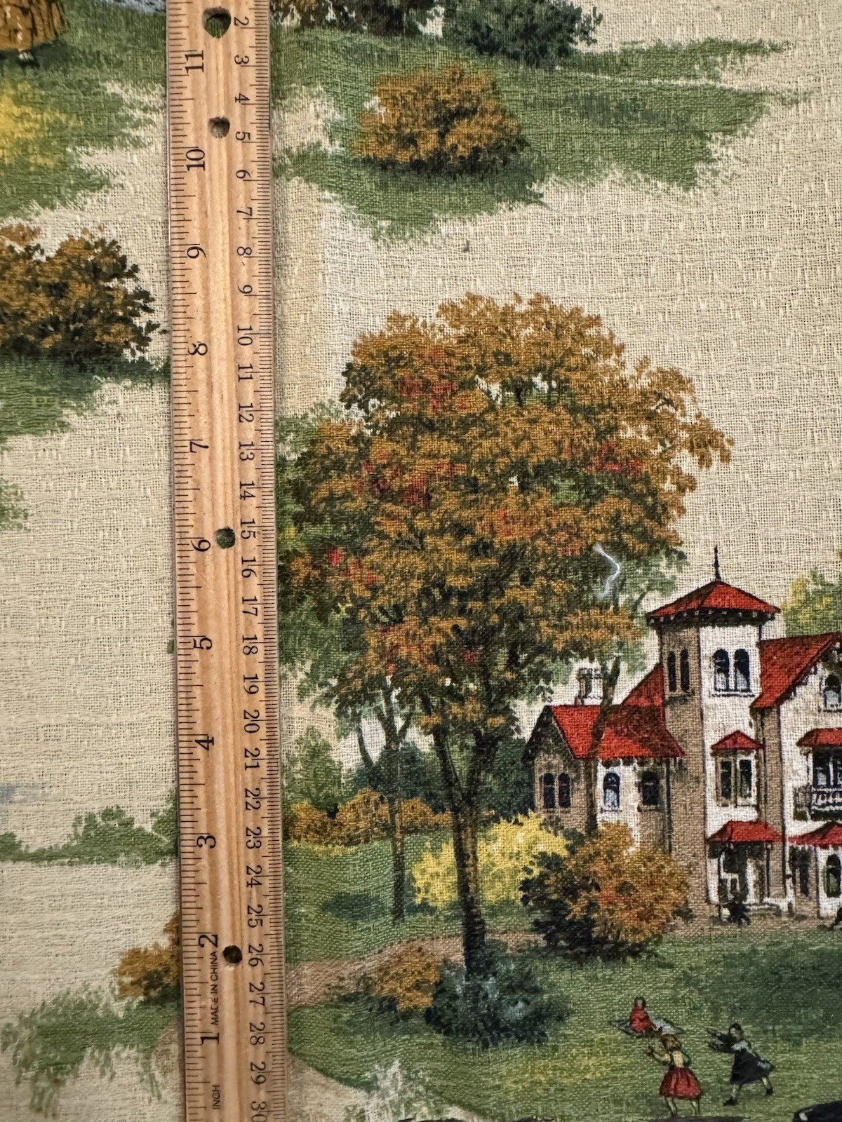 VINTAGE SCENIC BARKCLOTH VIBRANT COLORS HOUSE ON LAKE FALL TREES 46″ x 12