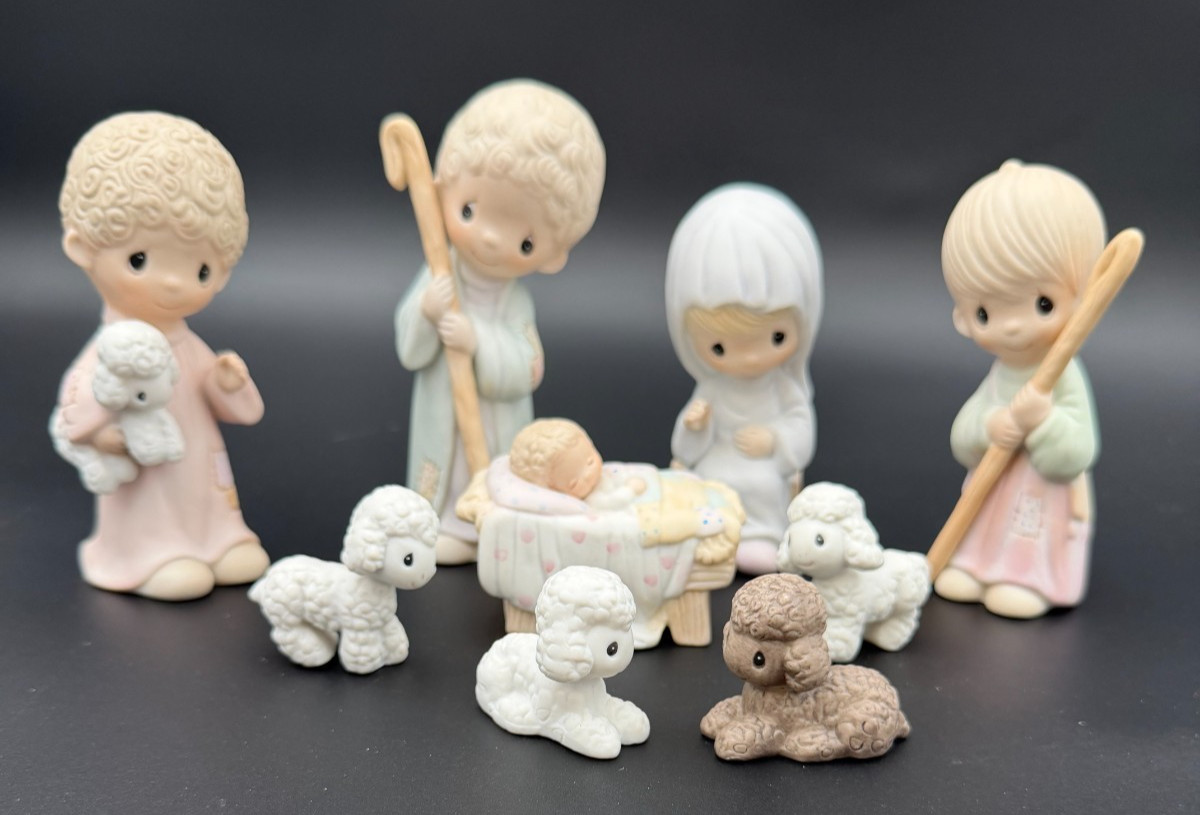 1979 Precious Moments “Come Let Us Adore Him” 9pc Nativity Set E-2800