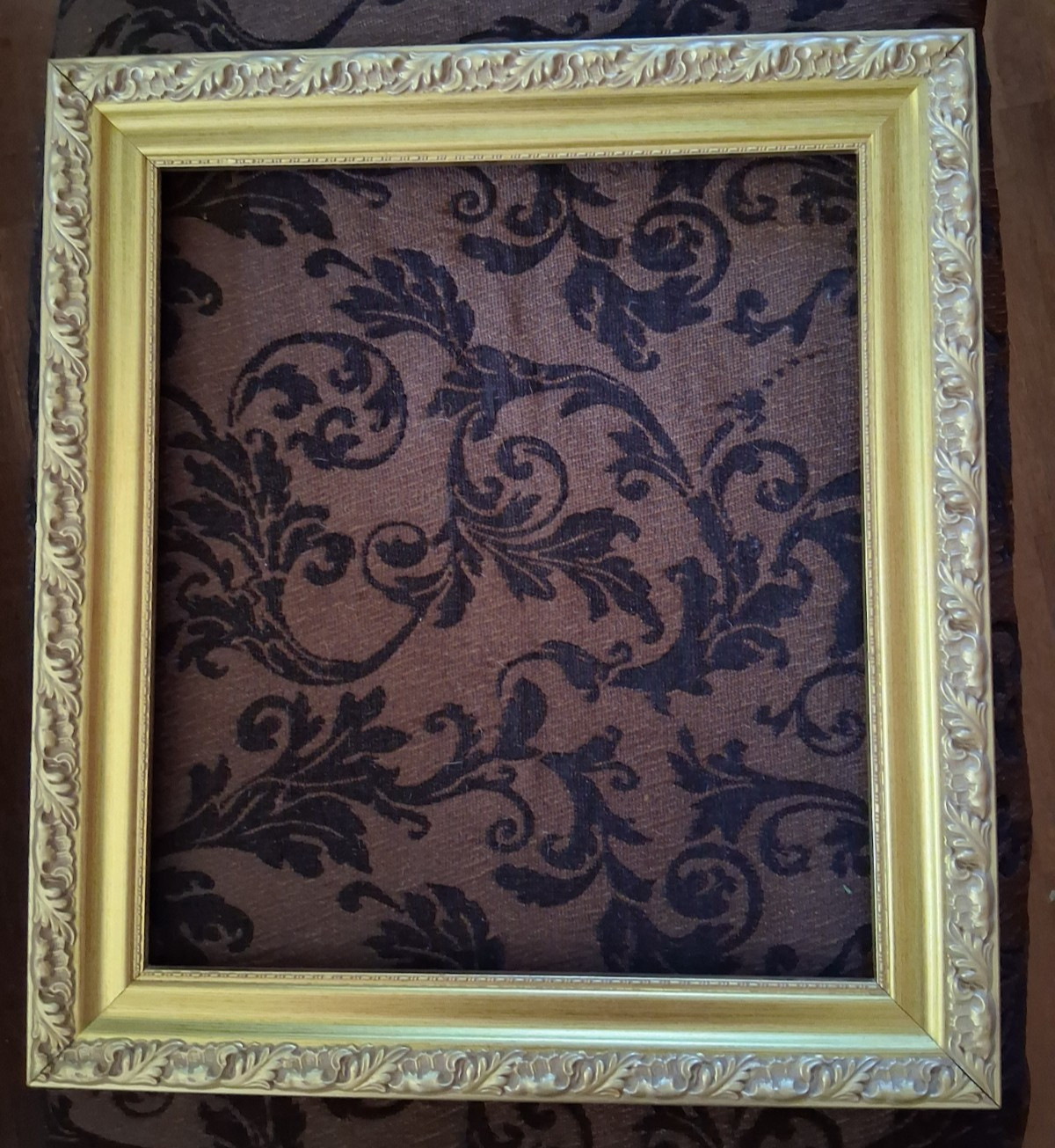Lovely Vintage Gold Carved Wood Leaf Design Art Frame 19″ x 21″ Fits 15″ x 17″