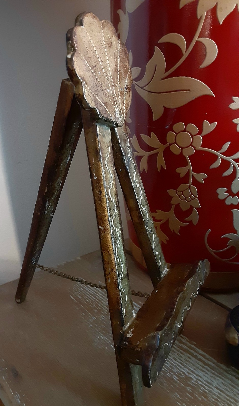 Vintage Art Easel Italian Florentine Style Table Top Gold Gilt White Wood 12 X 5