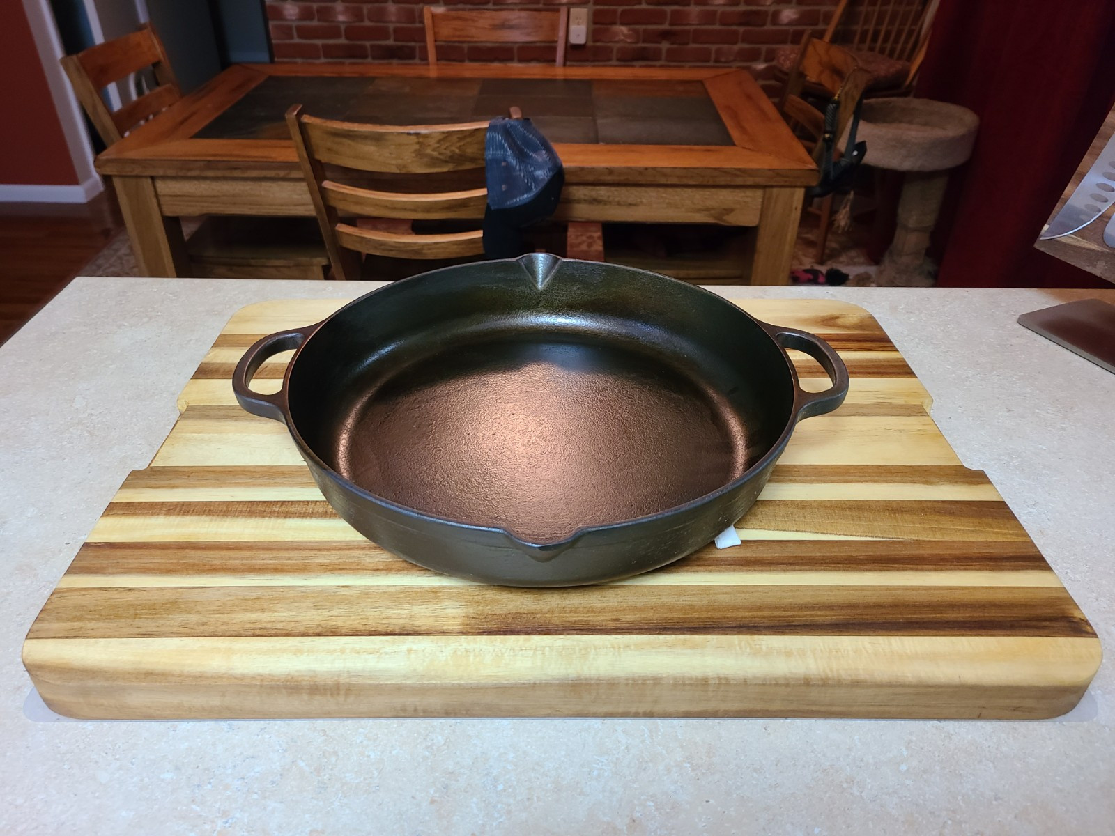 14 in. Commercial Cast Iron Skillet w/ dual handles Smooth & Seasoned