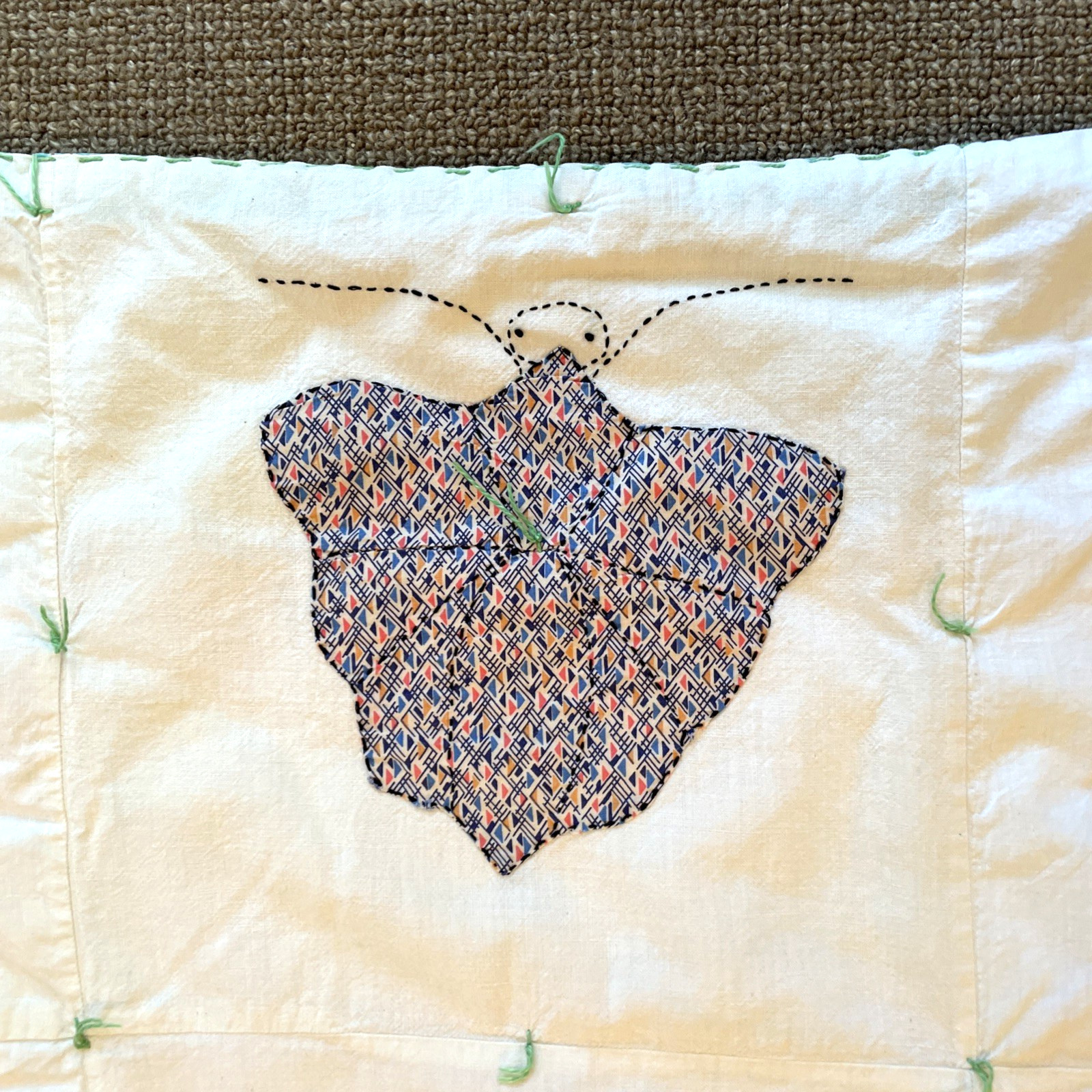 VTG 1930s Butterfly Applique Quilt Handmade Hand Stitched Cotton Feed Sack TWIN