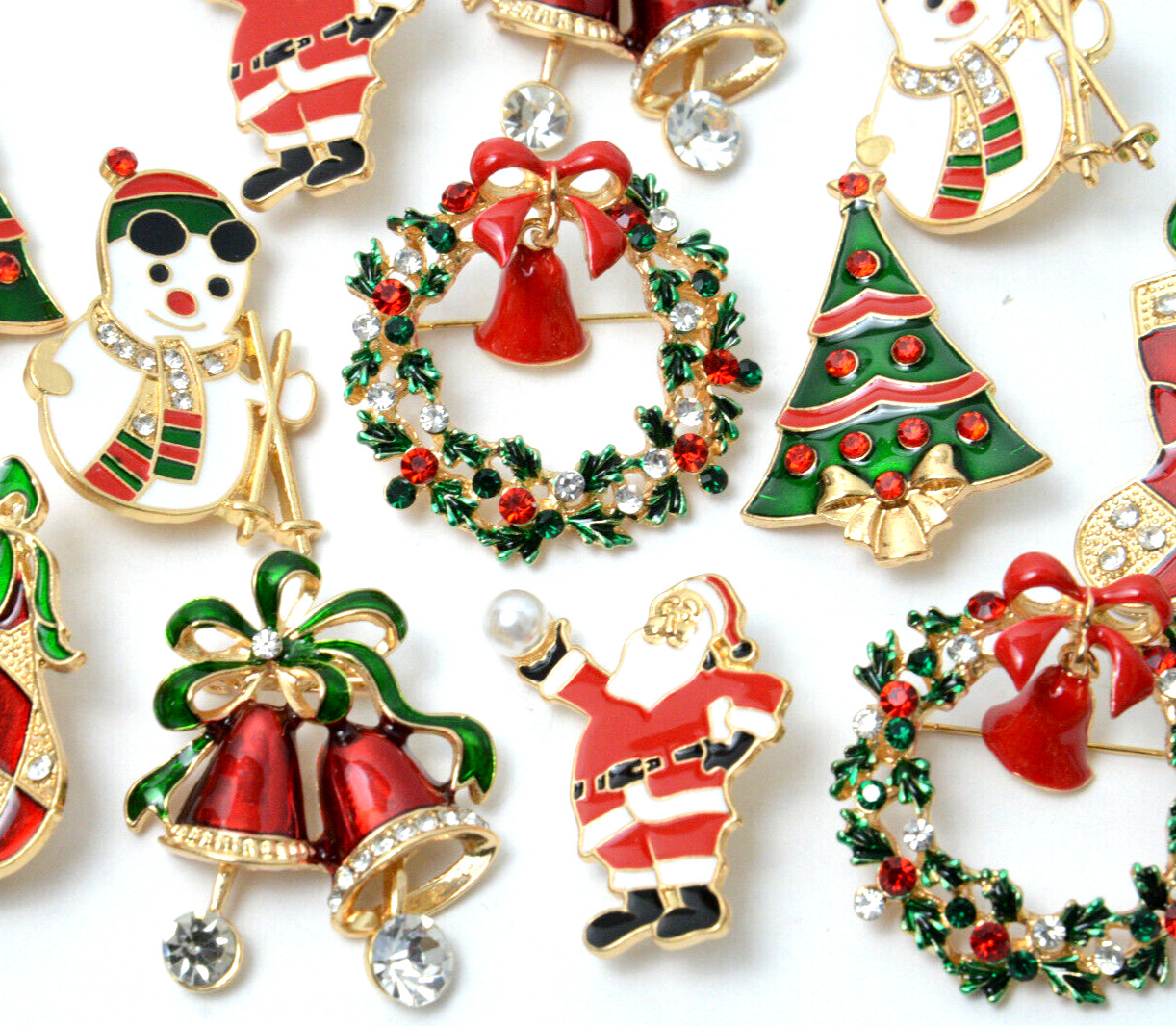 12 Christmas pins Brooch Lot Christmas Tree Santa Clause Wreath Holiday Party