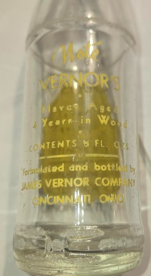 NM! Full 1974 DIET 1 Calorie Foam Label VERNORS Ginger Ale DETROIT10oz POP Soda