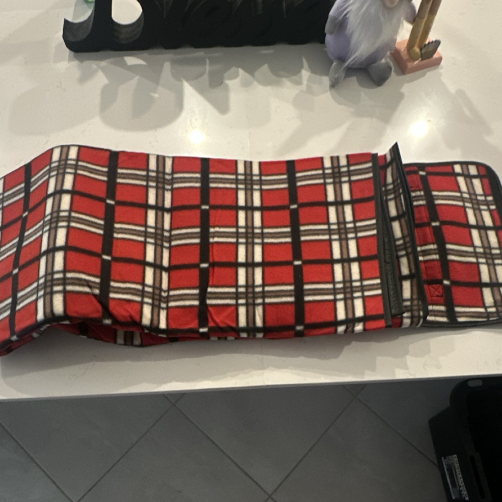 Coca-Cola Red Plaid Fleece Foldable Blanket with Handle, Rectangular Body Size