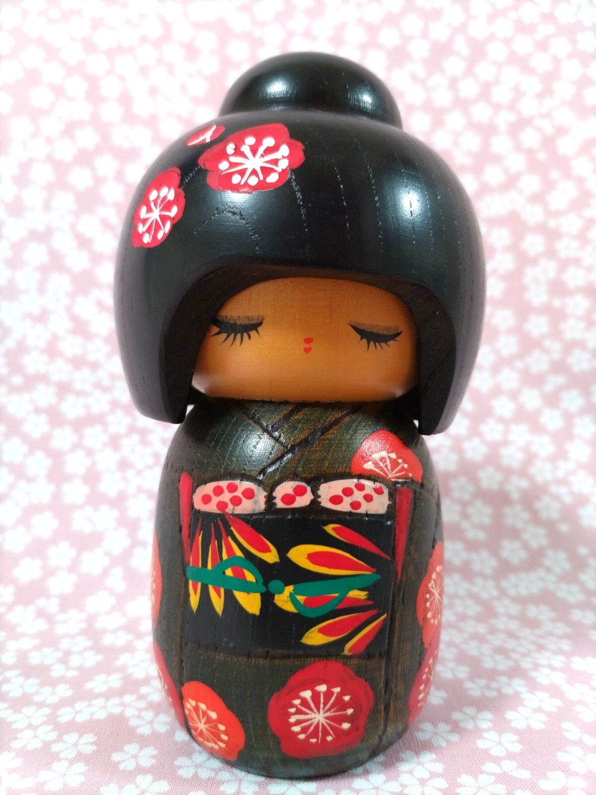 Japanese Kokeshi Wooden Ornament Folk Craft Collectible 5inch/12.7cm KD151