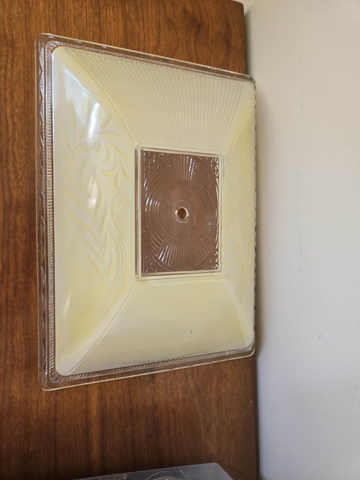 Vintage Ceiling Light Shade Rectangle Beautiful 10″ x 14″ Yelllow Glass Scroll
