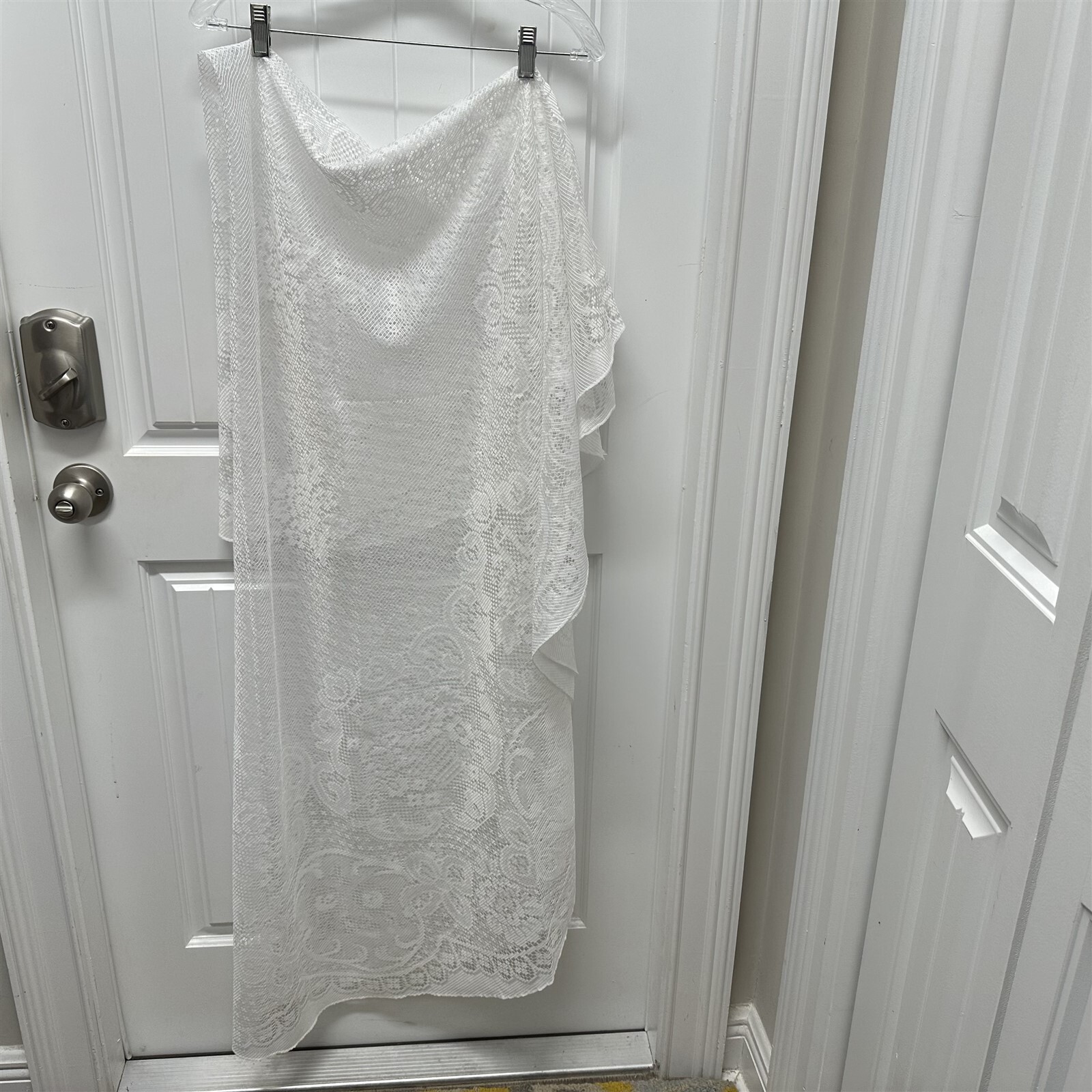 Round Mesh Tablecloth White Small Topper
