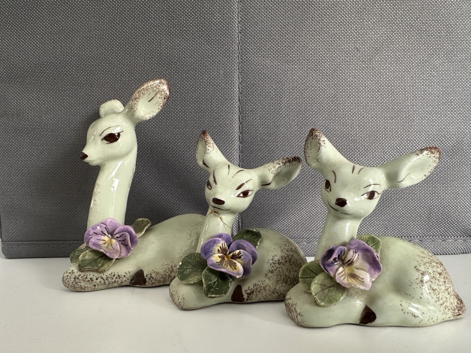 Vtg 50s Anthropomorphic Porcelain Rose Resting Mother Doe And 2 Fawns
