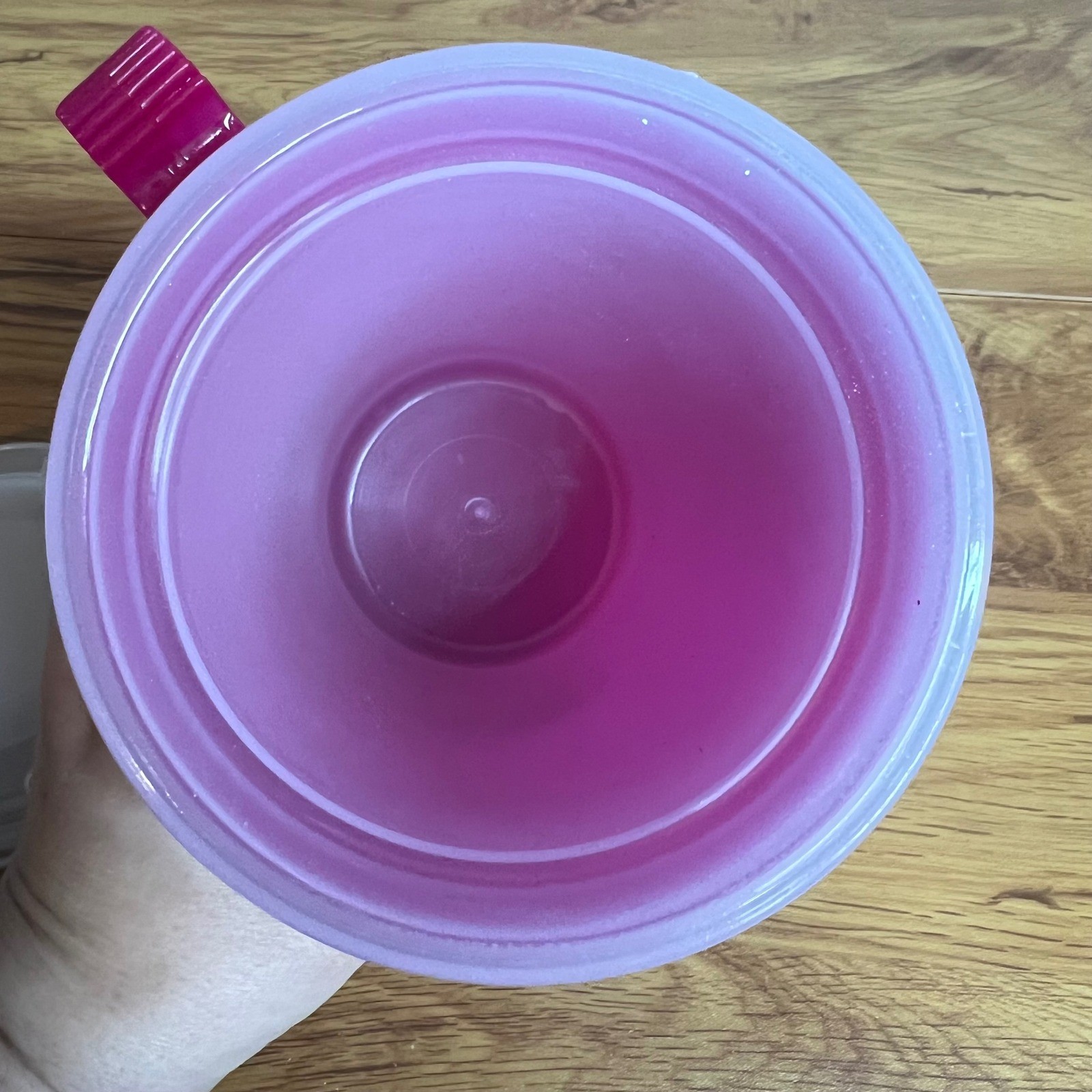 Americas Incredible Pizza Company Pink Insulated Hot or Cold Mug 22 Oz w/ Lid