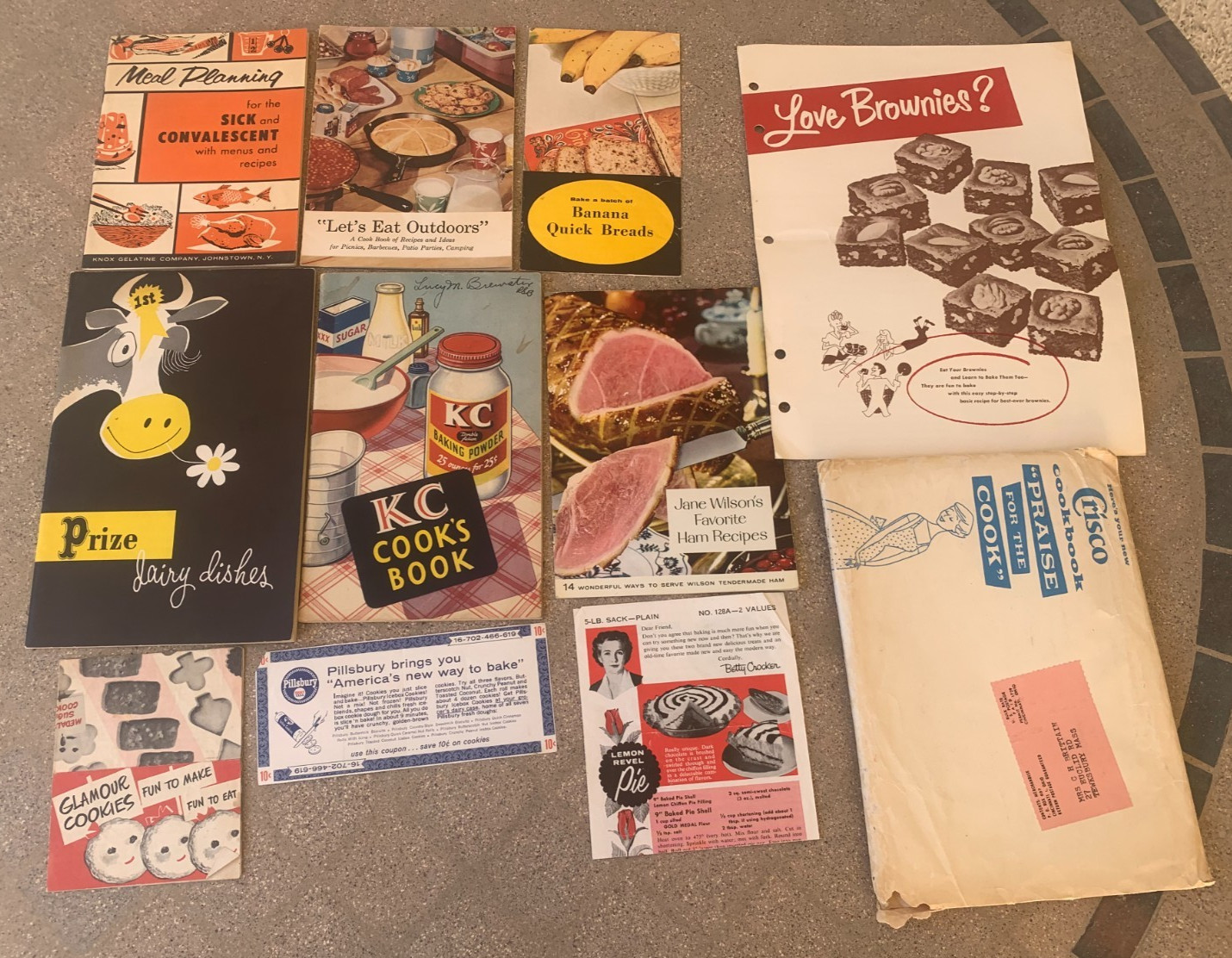 Vintage Lot 14 Pieces Midcentury Booklet Brochure Recipes Baking Cook READ DESC