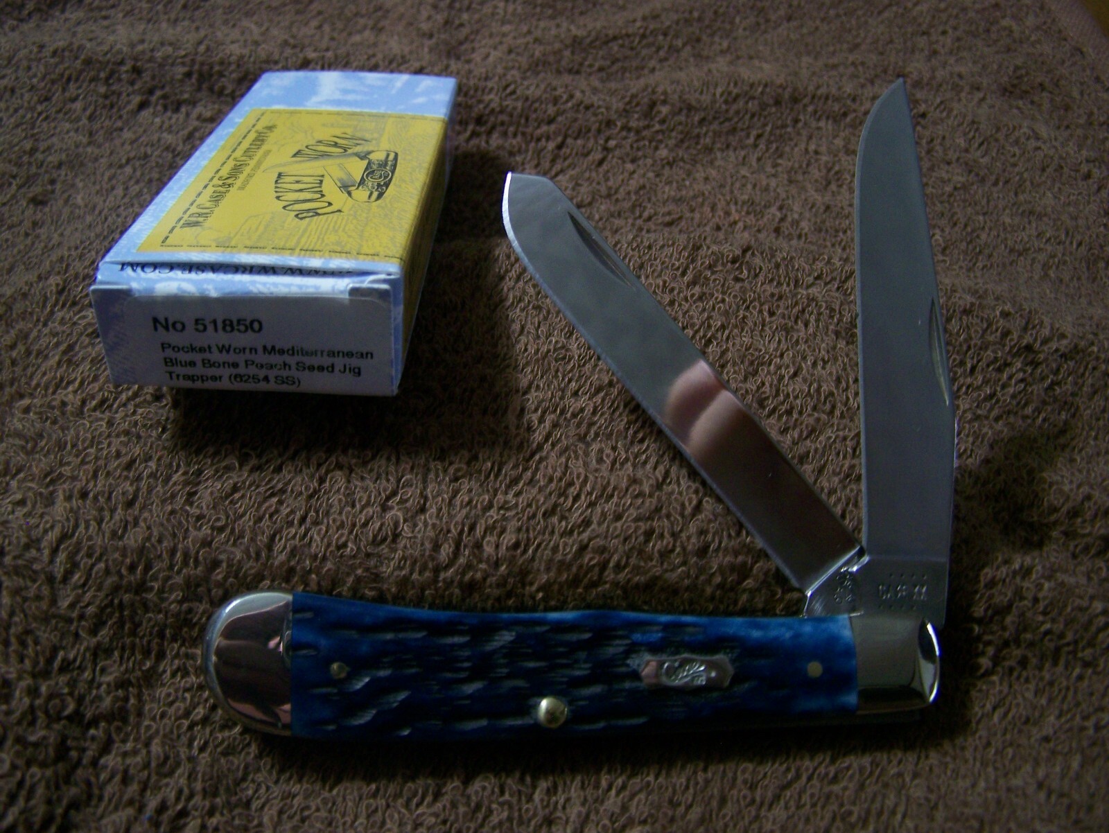 Case xx Pocket worn Meditarranean Blue Peachseed Jigged Trapper 6254SS # 51850