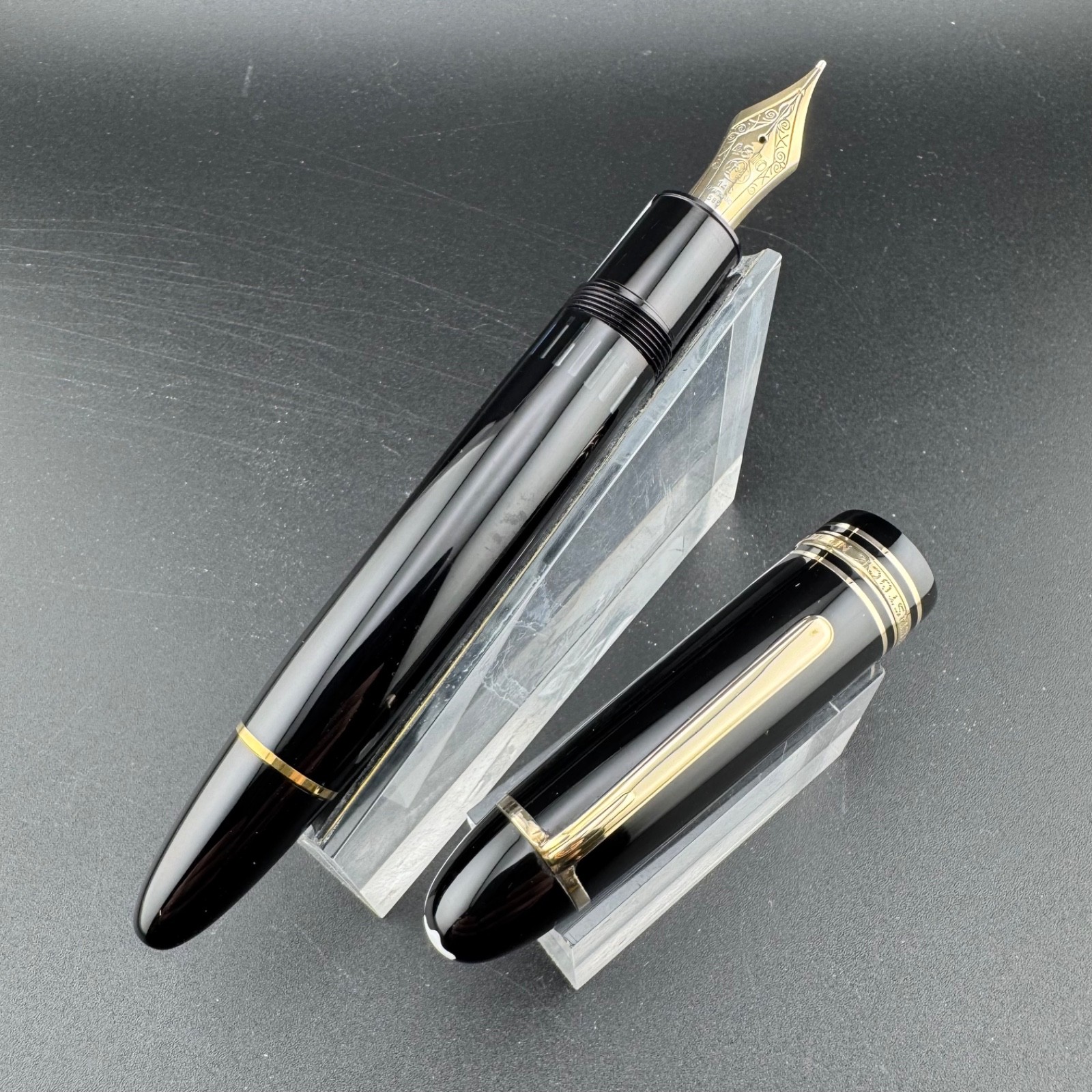 MONTBLANC Meisterstück No. 149 Fountain Pen 14C Gold Fine Nib Serviced