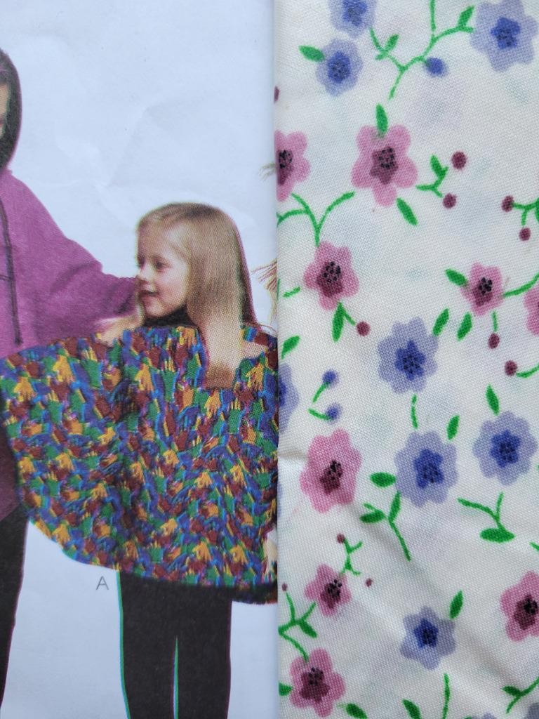 McCALL’S 3307 SPRINGS PINK LAVENDER FLORAL COTTON VINYL FABRIC PONCHO CUT MED