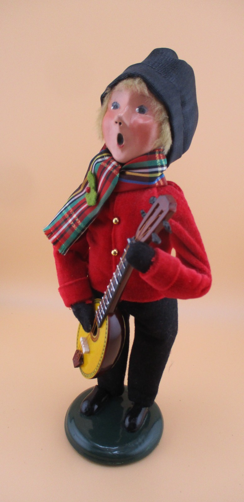BYERS’ CHOICE BOY With MANDOLIN -2017 – EXCELLENT!
