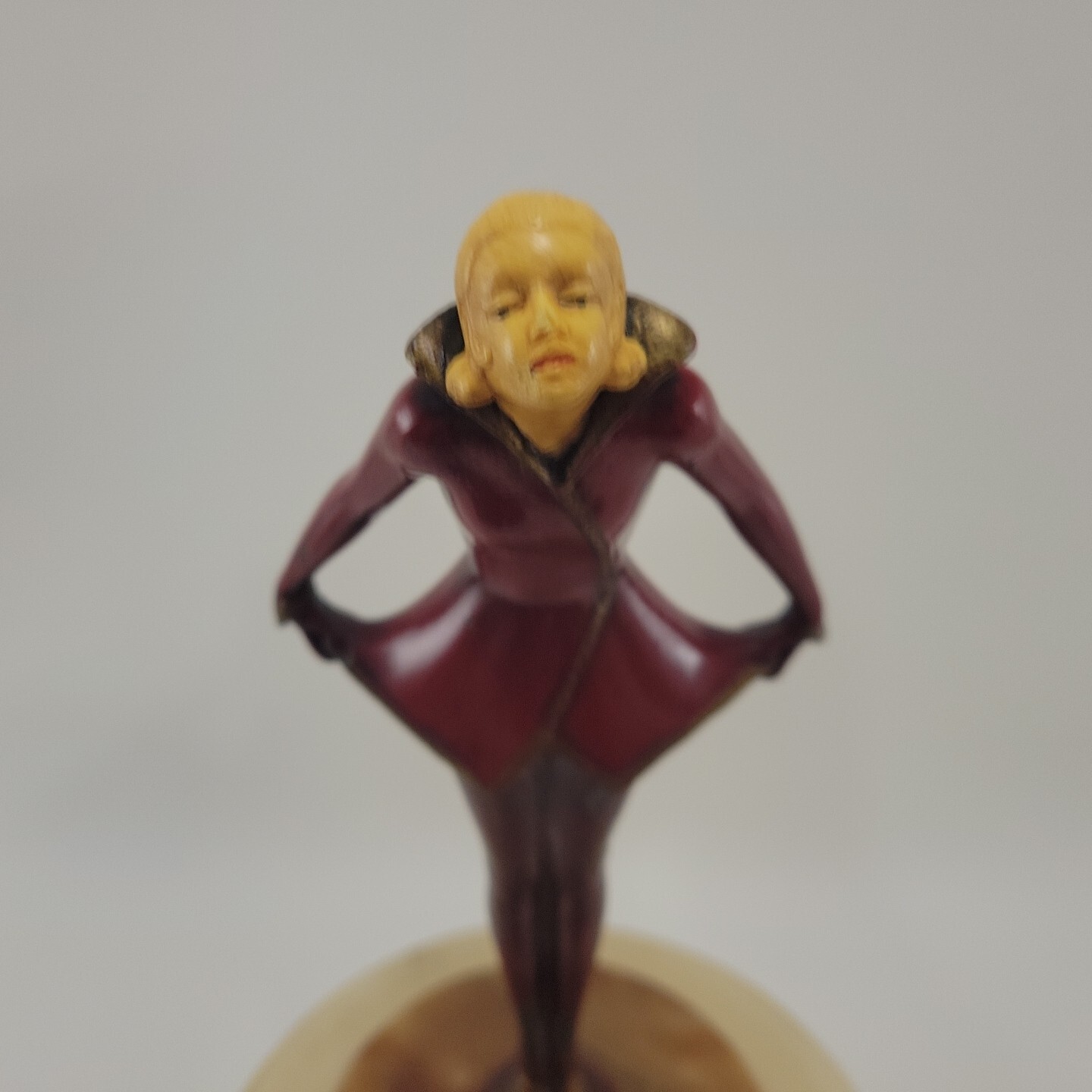 Joseph Lorenzl “The Kiss” Art Deco Painted Bronze Figure on Alabaster Lamp
