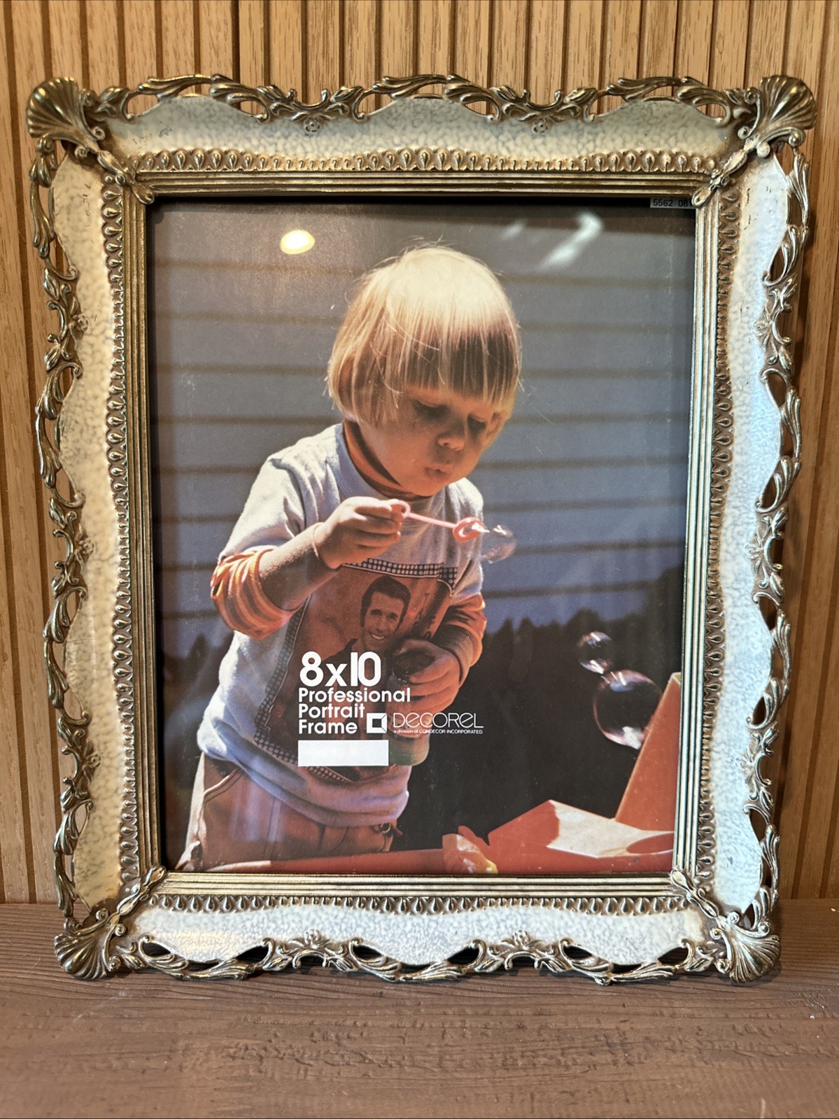 Vintage Decorel Ornate Metal 8″x10″ Picture Photo Frame Gold Tone