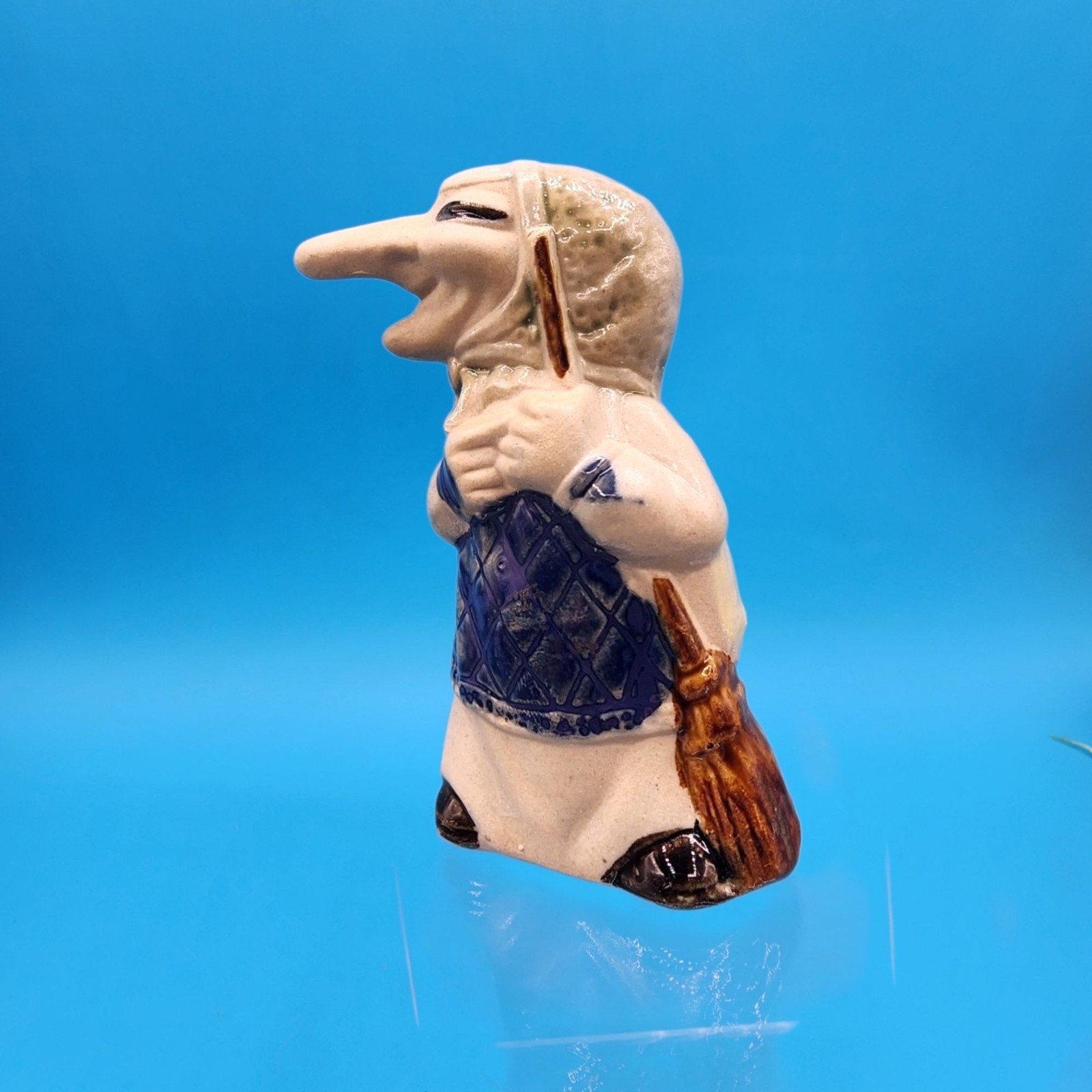 Vintage Cassandra Kitchen Witch Figurine RJ Drinkwater 1980s Taiwan Earthenware
