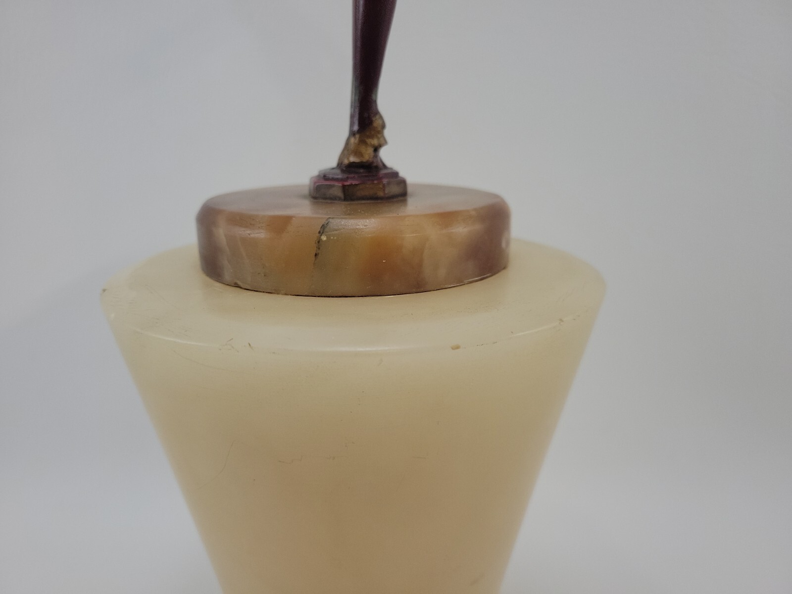 Joseph Lorenzl “The Kiss” Art Deco Painted Bronze Figure on Alabaster Lamp
