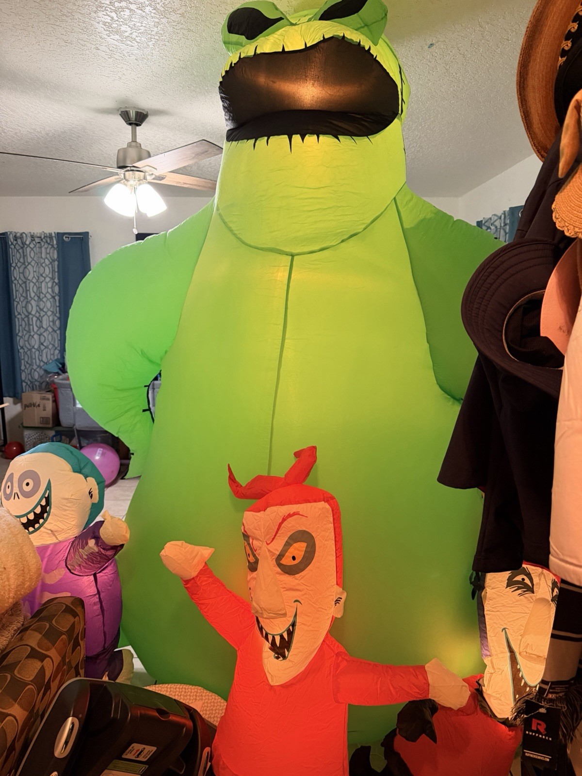 Gemmy 9ft Tall Disney’s Nightmare Oogie Boogie w/ Lock, Shock, & Barrel Inflatab