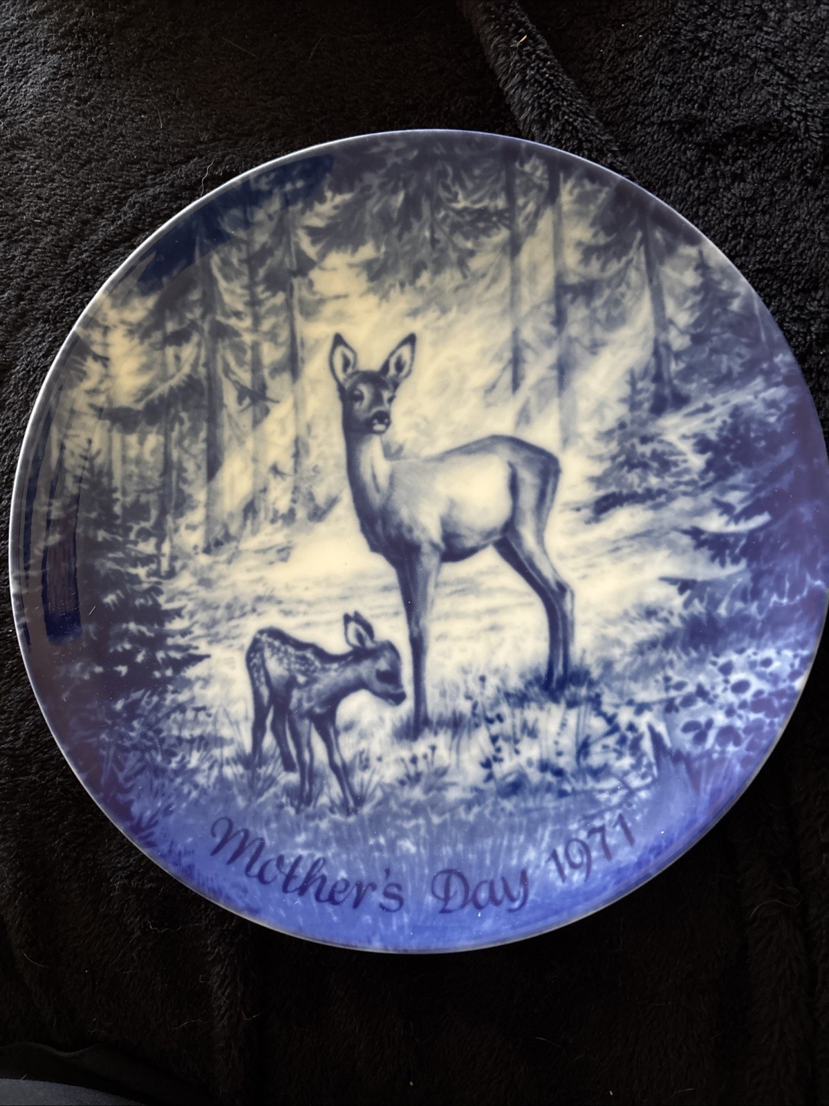 Made in Germany Mothers Day 1971 Limited Edition Collector Plate Doe & Fawn 7.5″