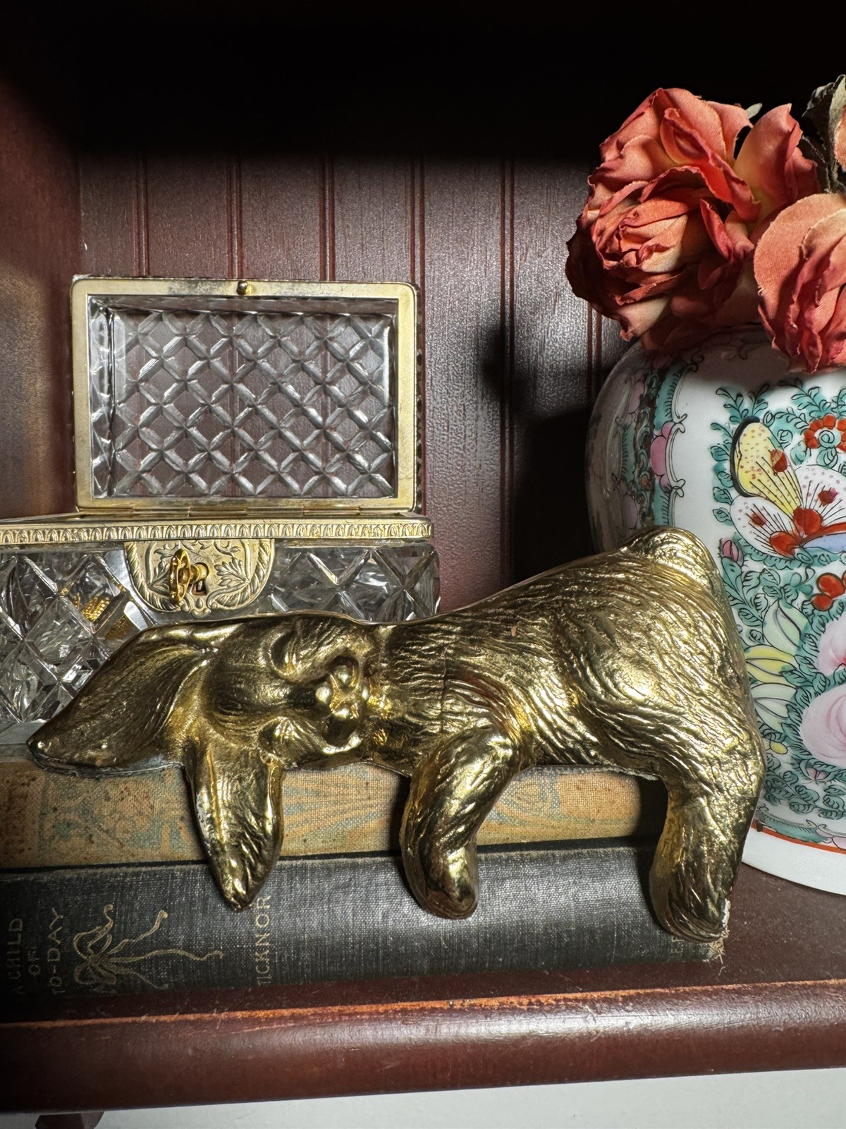 Vintage Brass Sleeping Bunny Shelf Book Sitter Decorative Figurine Korea RARE