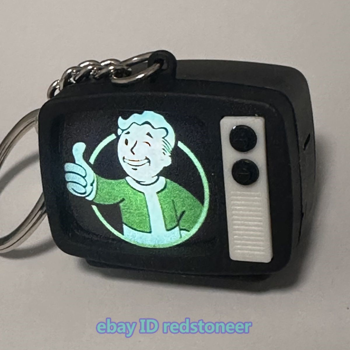 Fallout 4 Pip-Boy LED Light-Up and Sound-Up Keychain Prop Model Collection