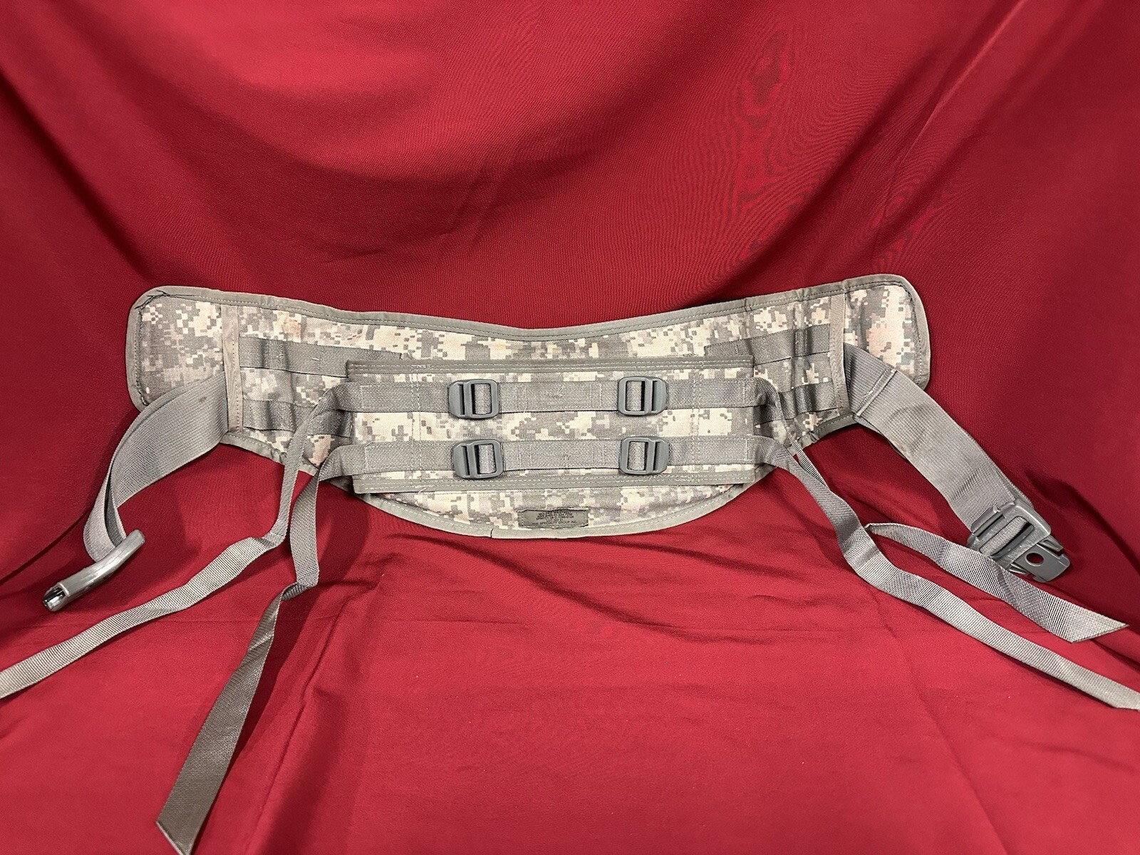 MOLLE II ACU MOLDED WAIST BELT Padded for Large Rucksack 8465-01-524-7232 GC