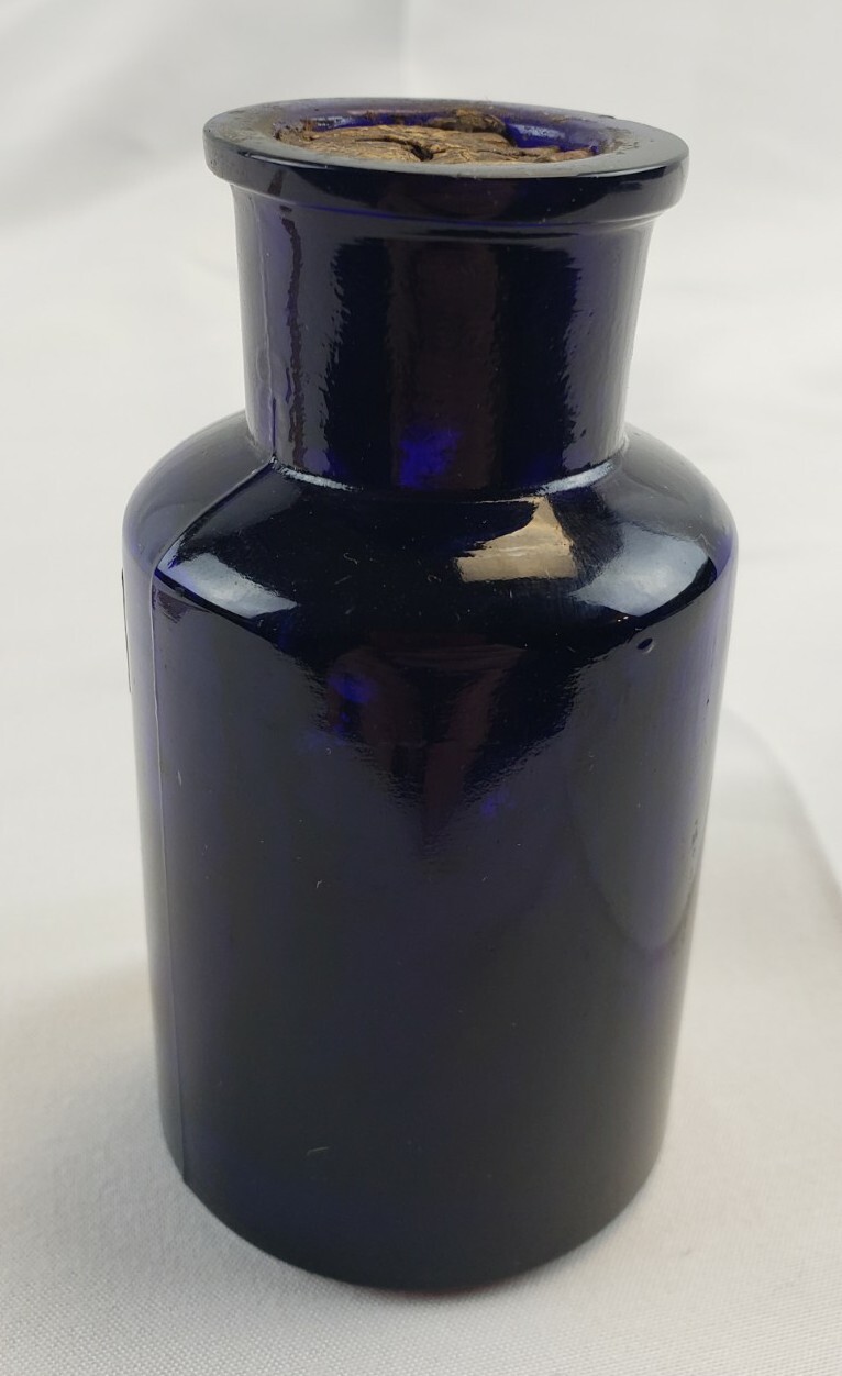 RARE Antique Charles Pfizer Chemists New York Cobalt Blue Bottle Medicine Cure