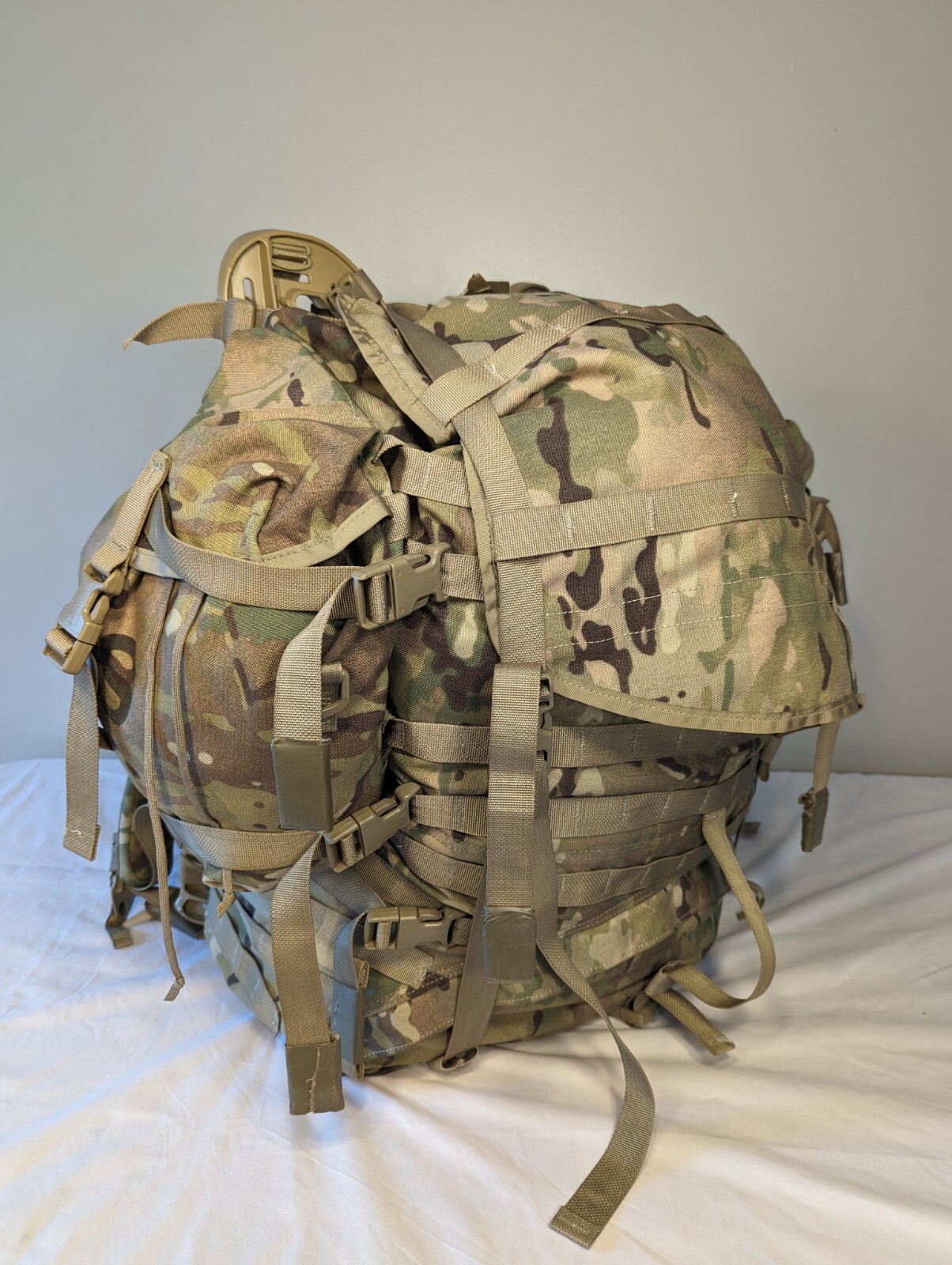 USGI ISSUED MOLLE II LARGE RUCKSACK MULTICAM OCP COMPLETE ASSEMBLY