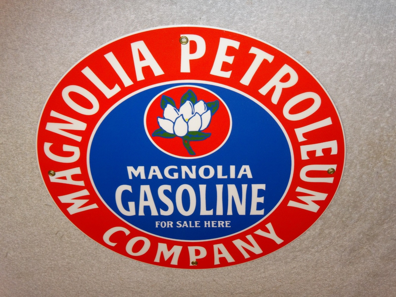 VINTAGE MOBIL MAGNOLIA PETROLEUM CO 11 3/4″ PORCELAIN METAL GASOLINE & OIL SIGN